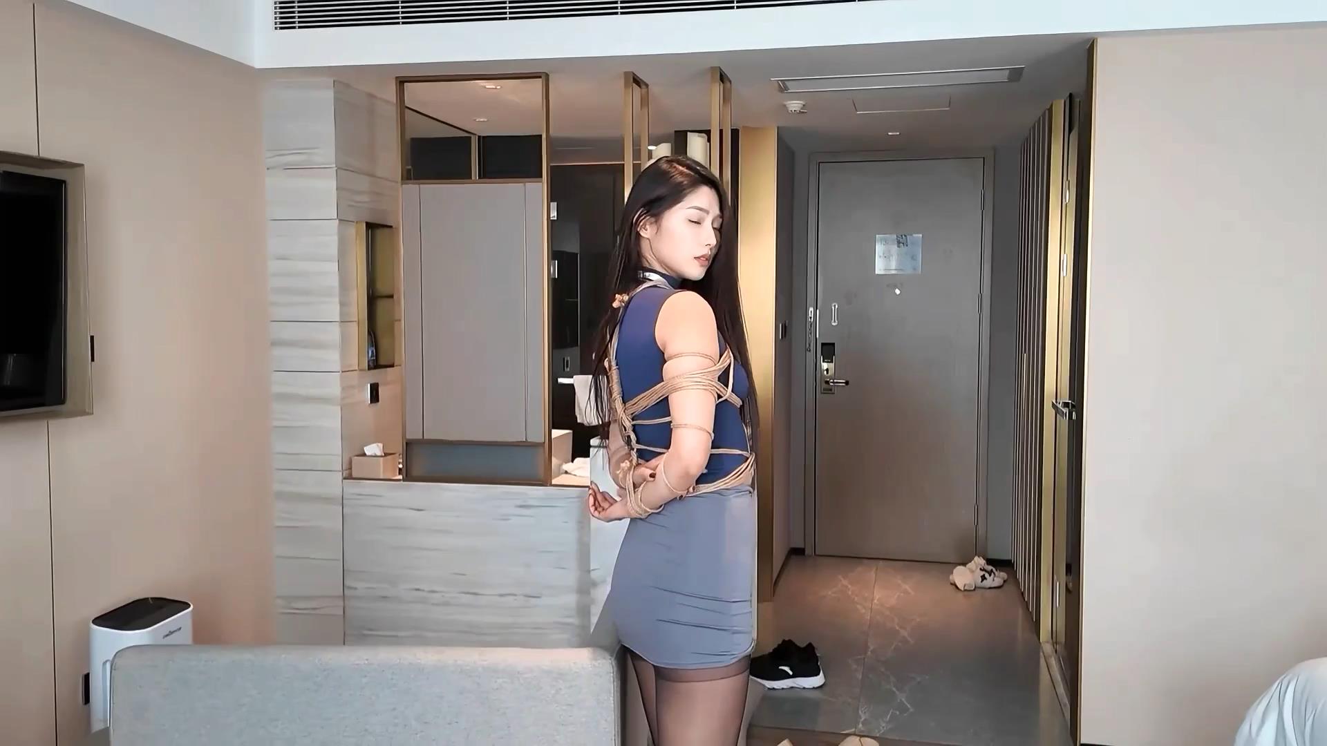 玩绳男孩 新奴隶秘书系列一[00_30_52][20260103-155240].jpg