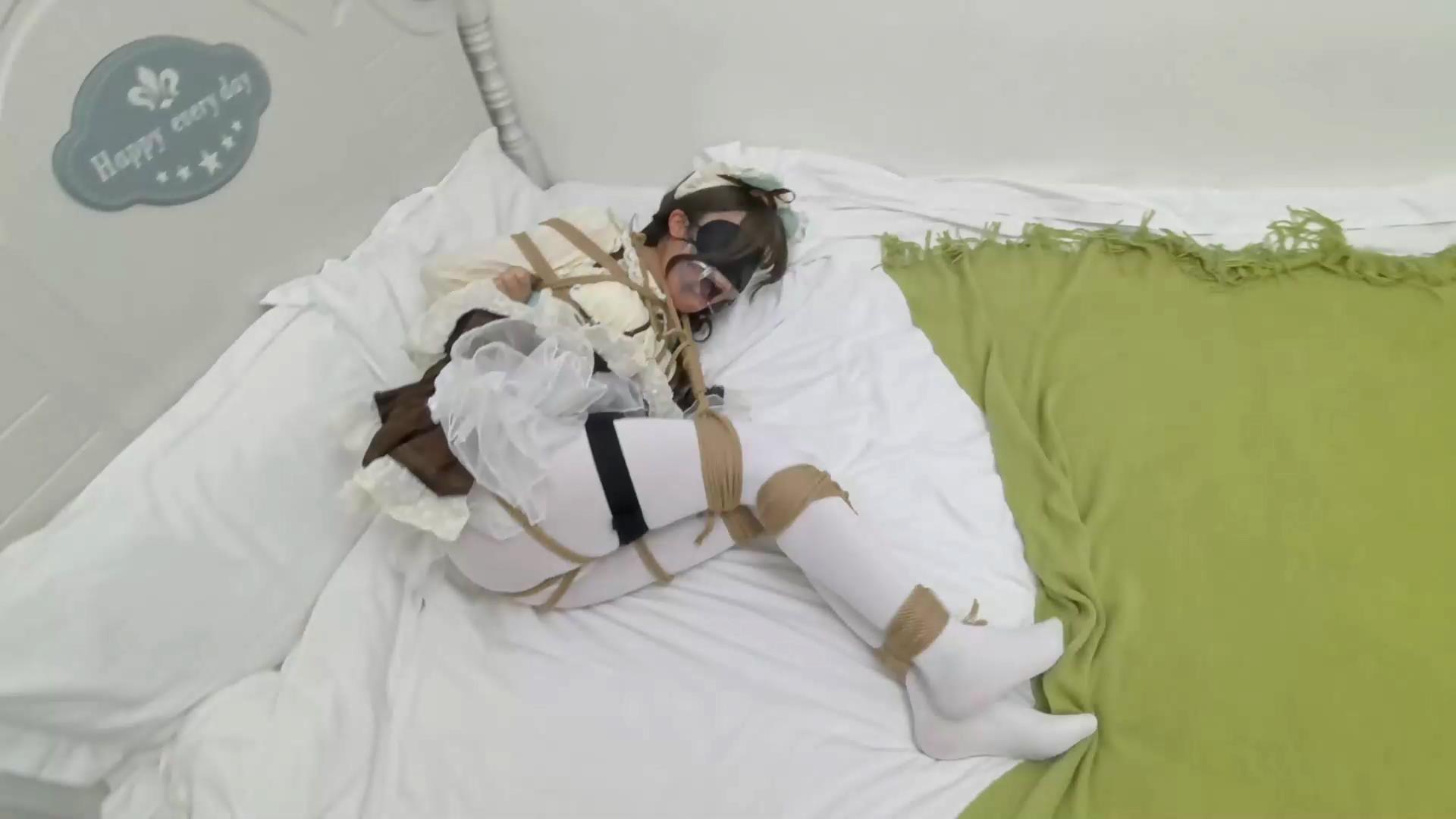 FXX 暴走的小萝莉 她说：我想体验众目[00_49_38][20260128-134239].jpg