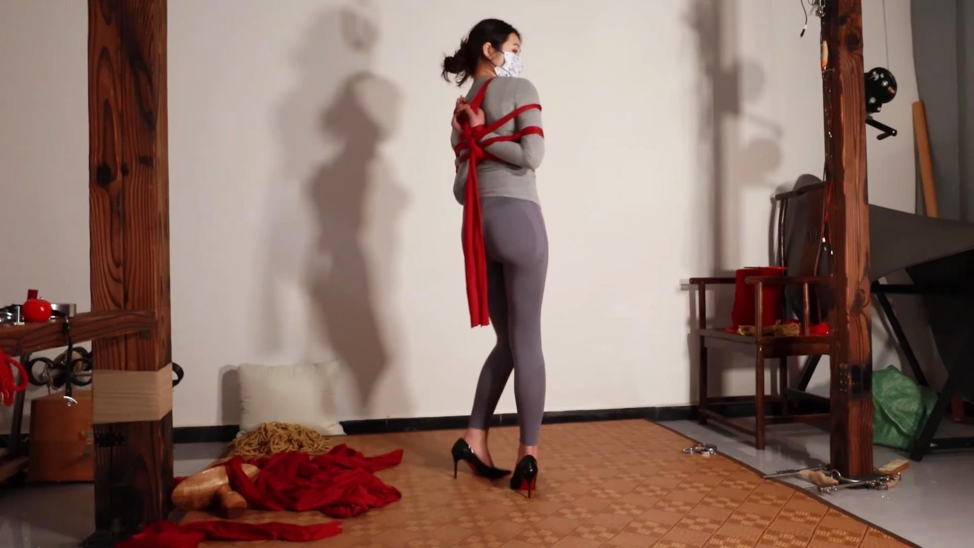 路由原创 唯美后手观音-打屁股[00_05_28][20260131-131826].jpg