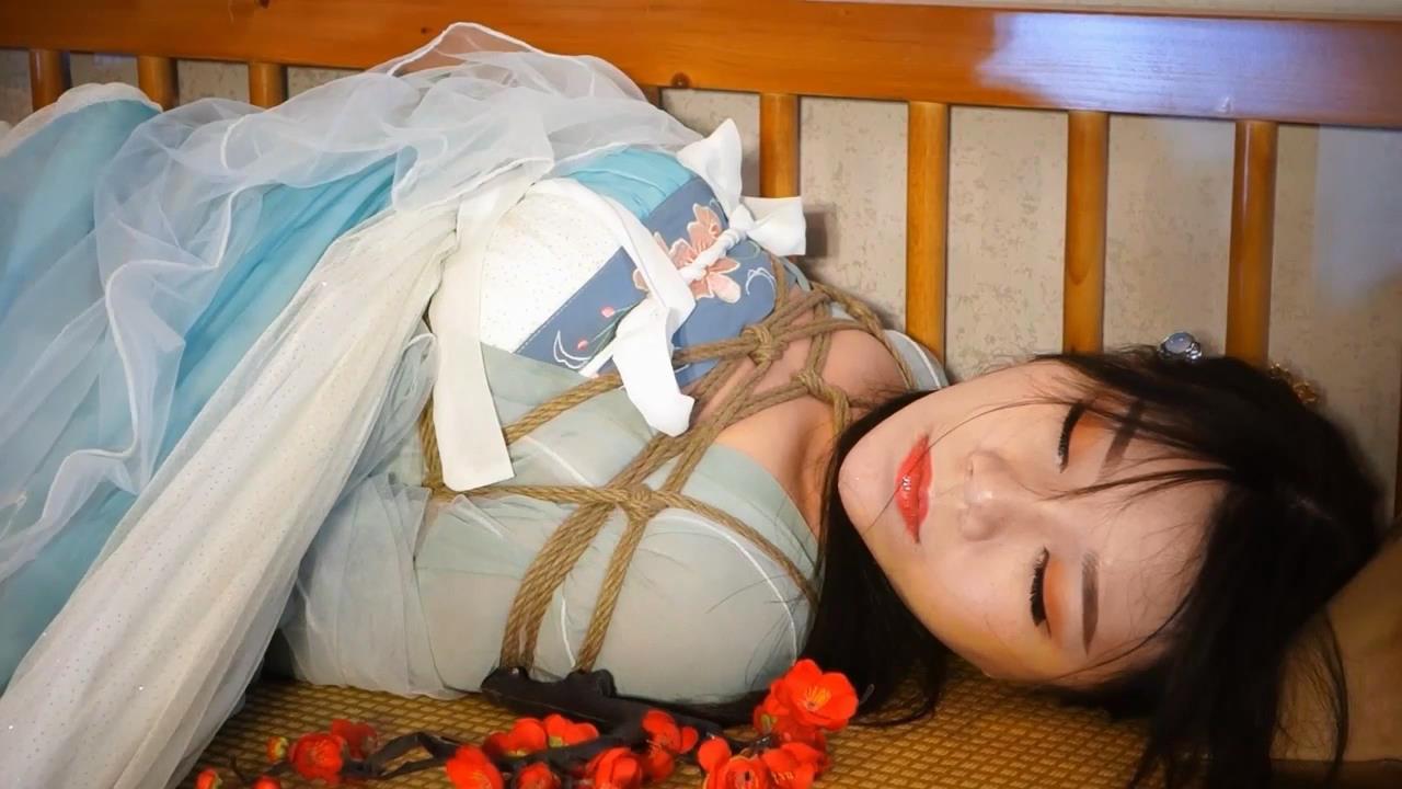 锐度主张-嫣儿国风汉服 两部曲[00_31_51][20260206-143516].jpg