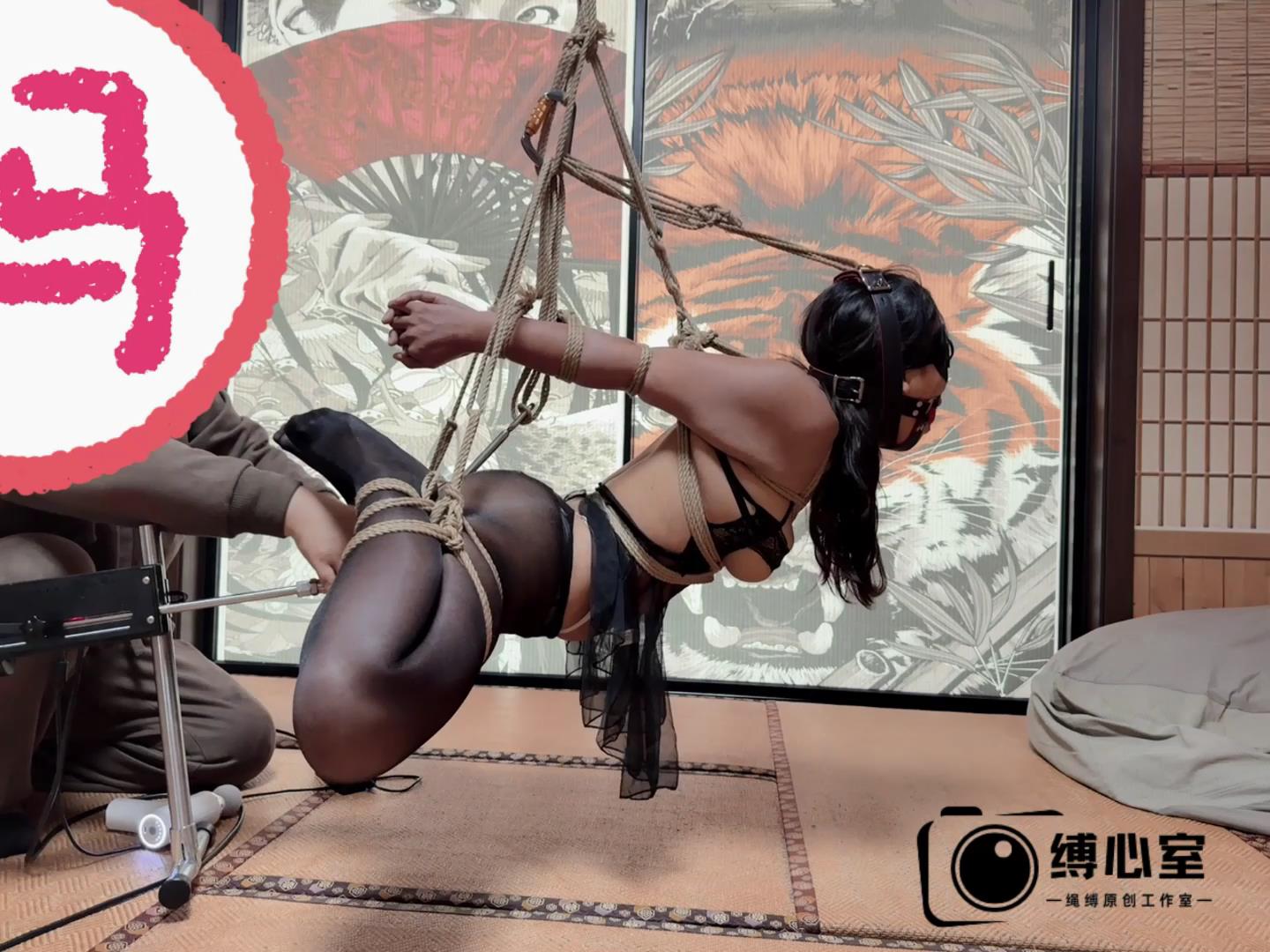 缚心室 黑丝爆乳套装小美女极限直臂缚，轮[00_50_37][20260208-192613].jpg