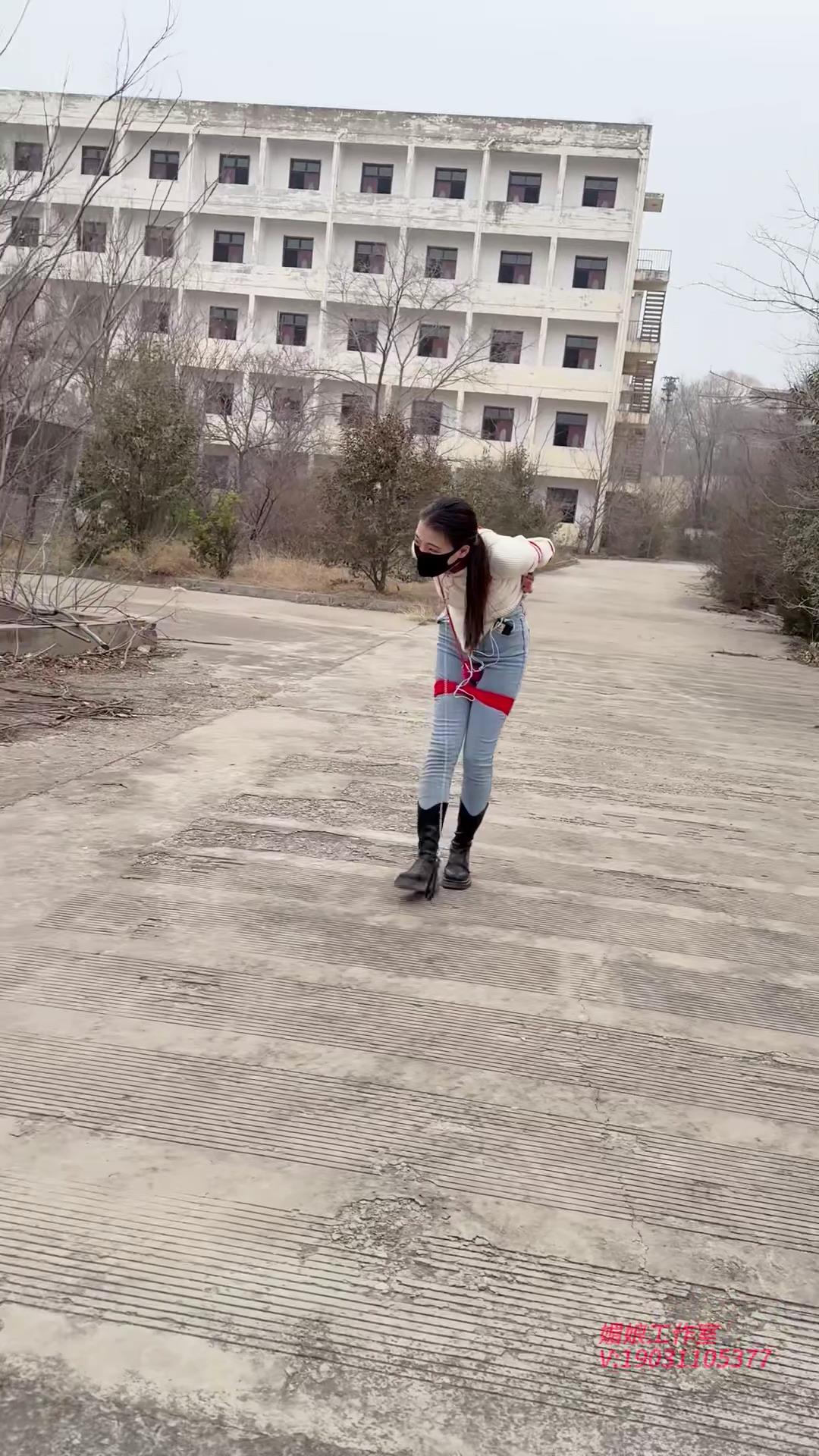 媚娘工作室 户外调教24小时放置凌辱[00_17_56][20260209-124539].jpg