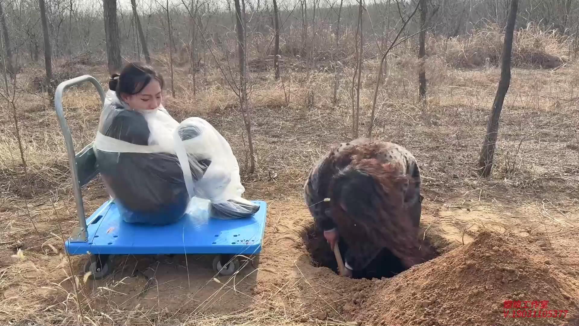 媚娘工作室 活埋-荒野公厕[00_03_17][20260212-133249].jpg