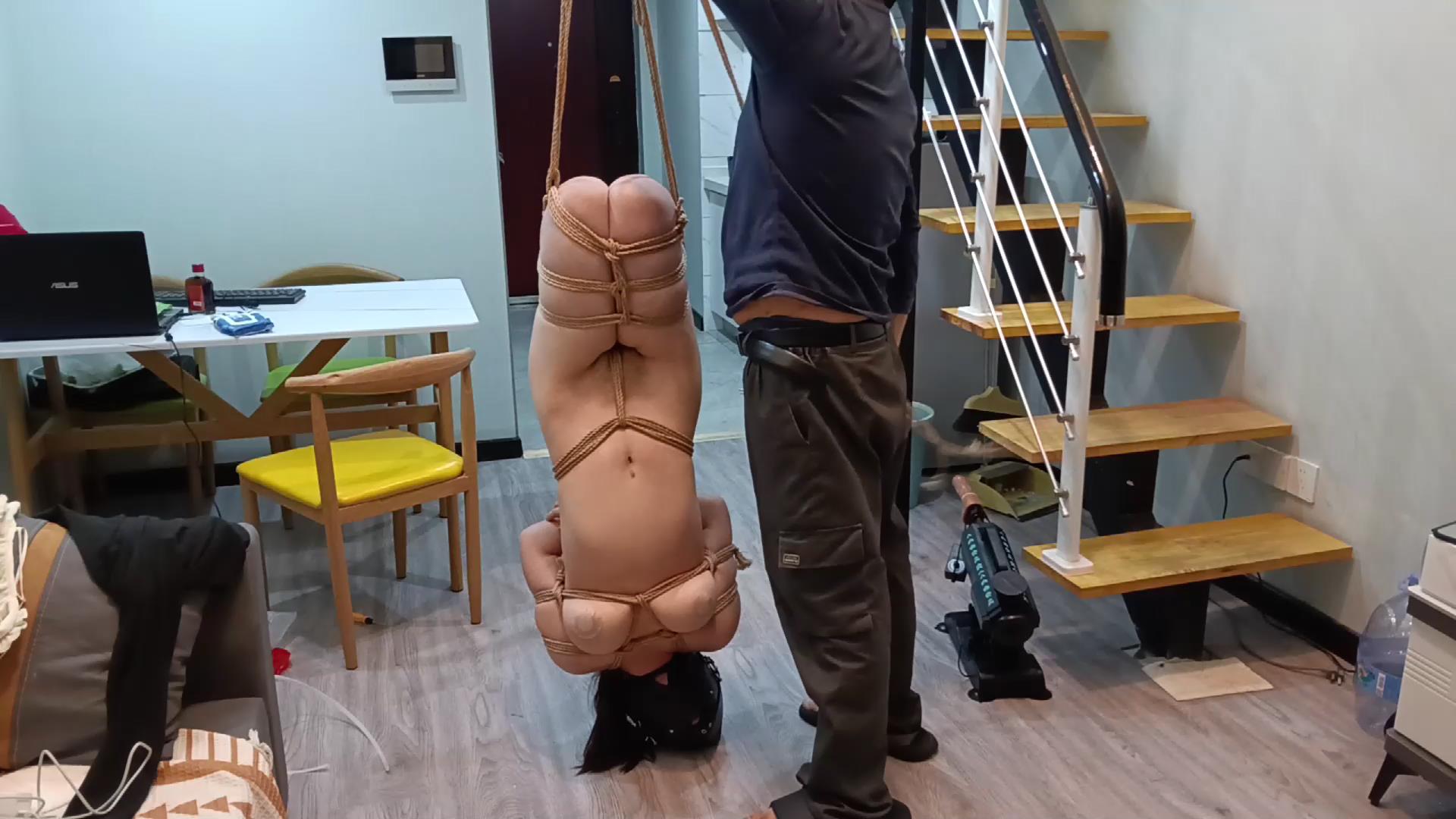 绯影责束 有股绳头的顶地倒吊旋转sp[00_26_02][20260302-132627].jpg