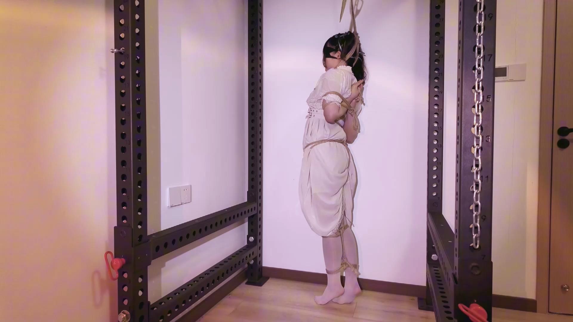 凛凛蝶 萝莉女奴脱缚挑战 海砂— 观音 [00_02_30][20260307-105756].jpg