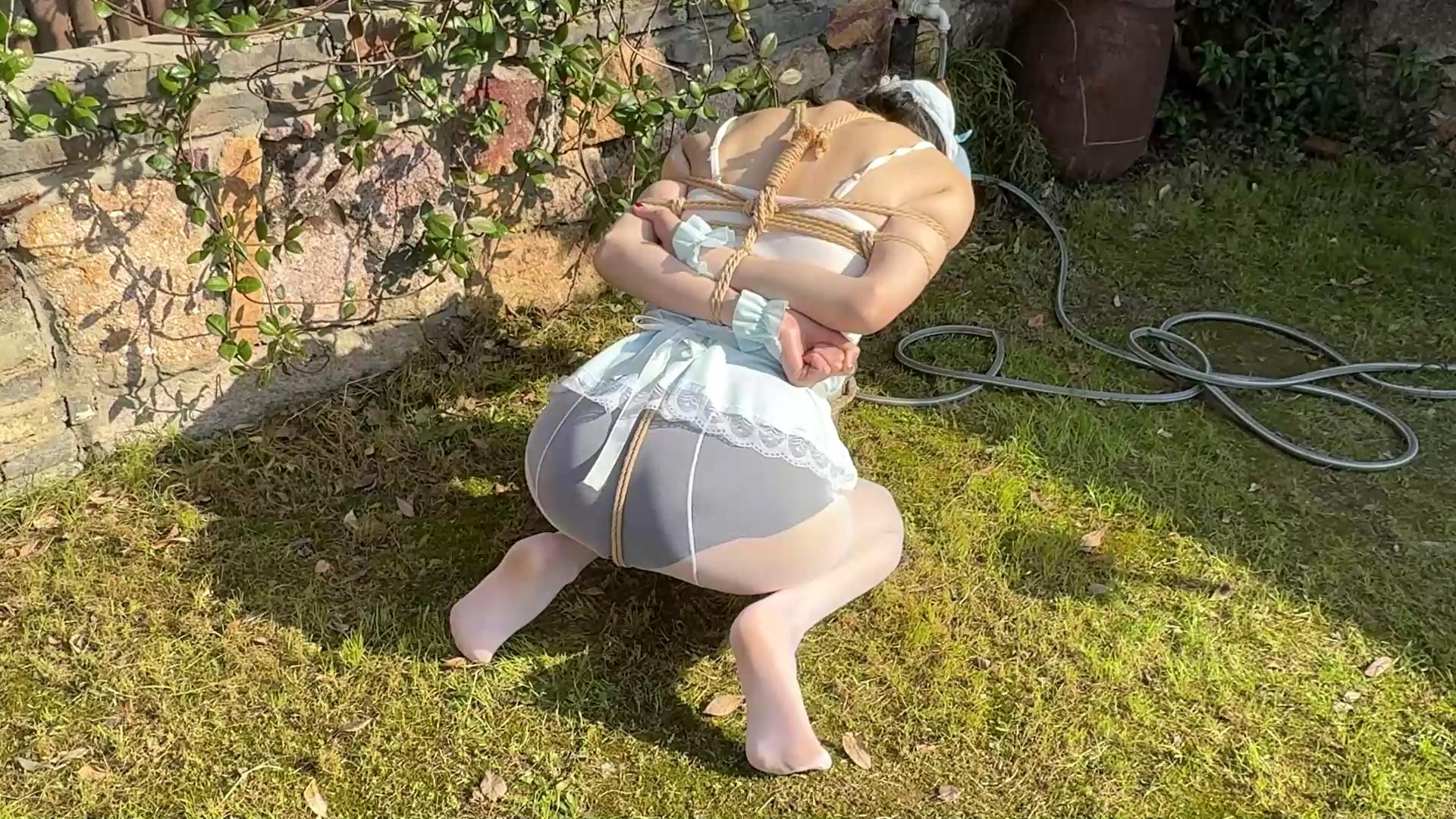 眼眸出品 温泉脱缚挑战 上集[00_48_15][20260315-135940].jpg