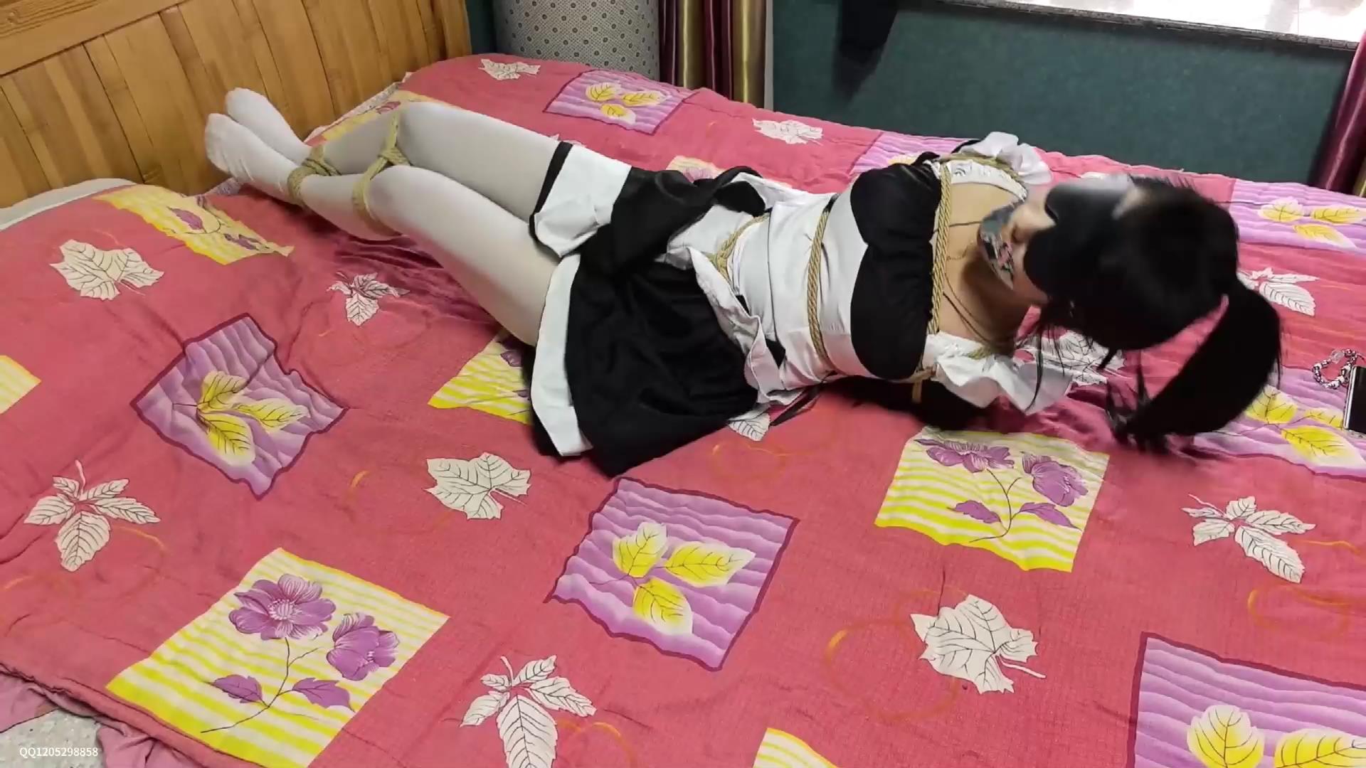 精致原创 蝴蝶妹妹和新人妹妹的双人自救[00_15_14][20260318-114041].jpg