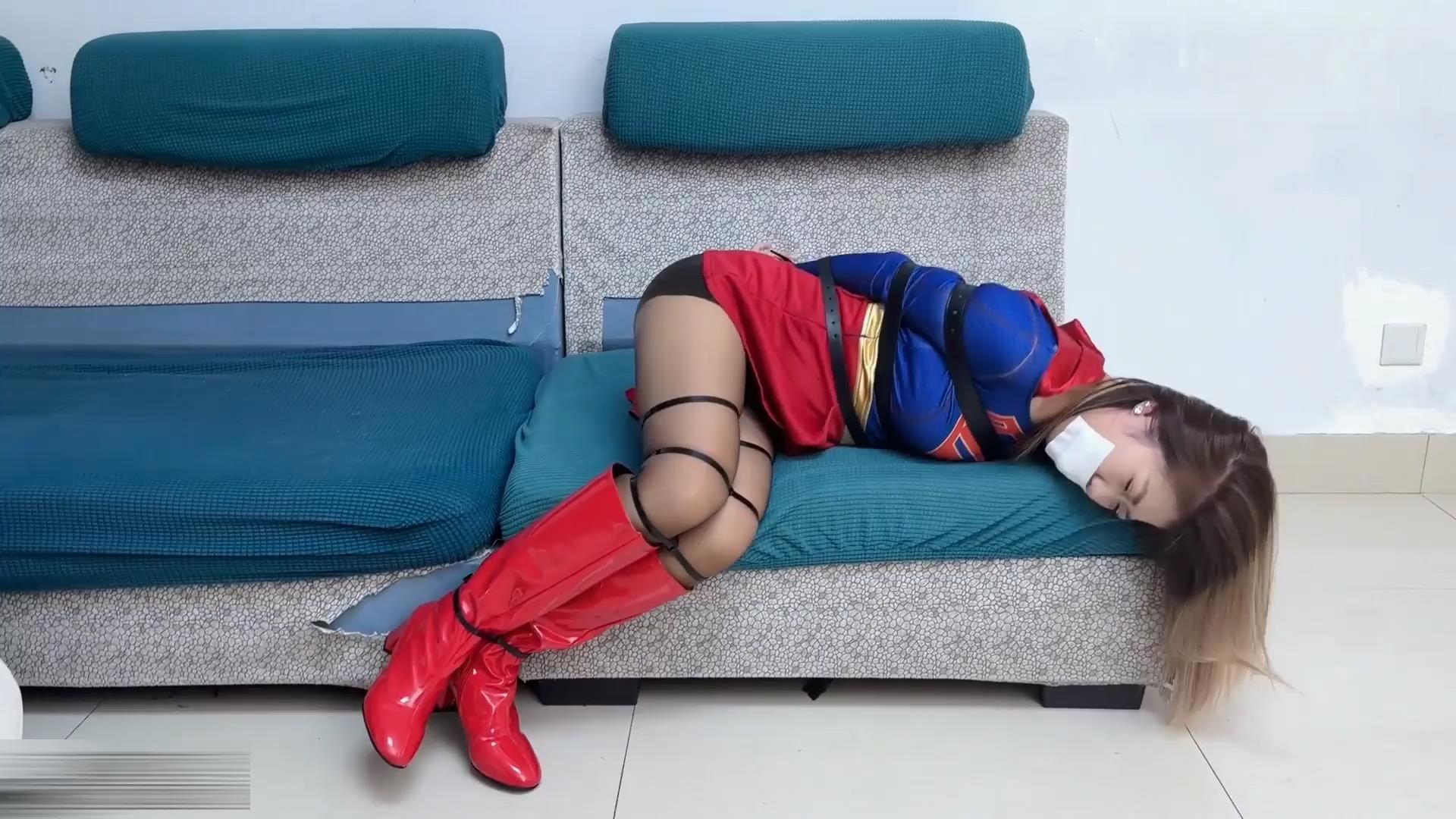 梦川工作室-尤物收藏夹 菜菜 女超人失去[00_05_56][20260326-100806].jpg