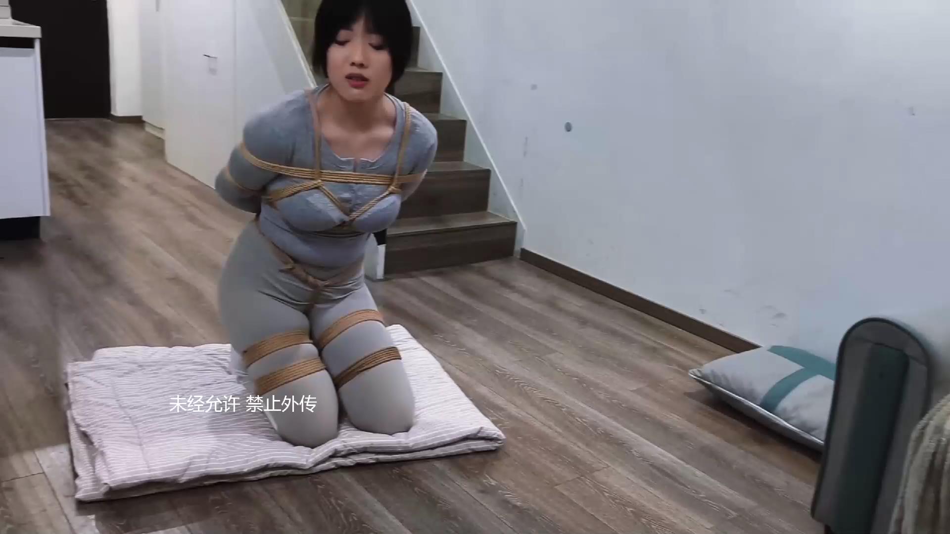 禾一原创 微剧情 美女家教变绳奴 美女老[00_25_48][20260403-151420].jpg