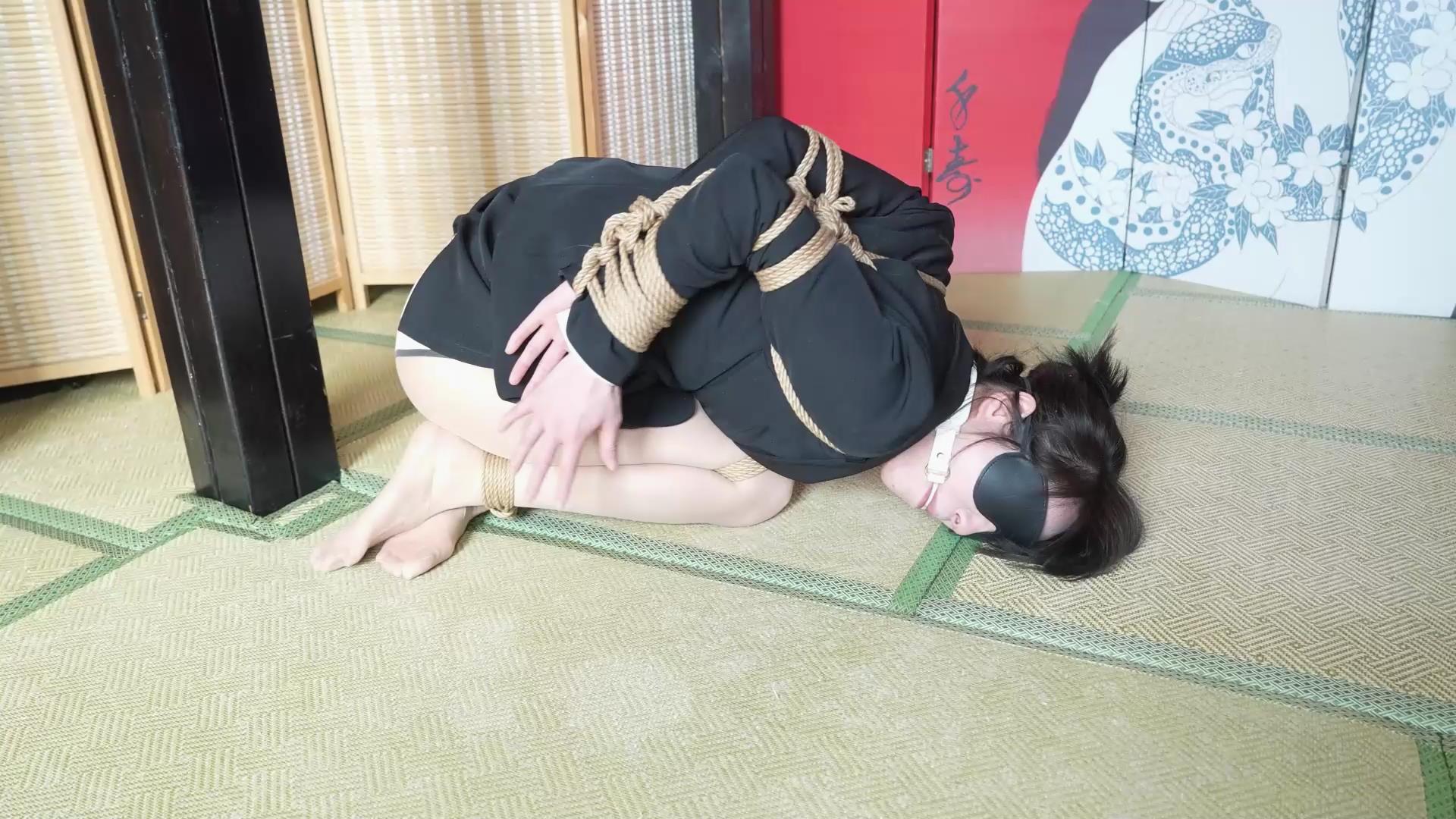 象人工作室 嗷嗷-公司小职员被捆绑玩弄！[00_05_37][20260410-092101].jpg