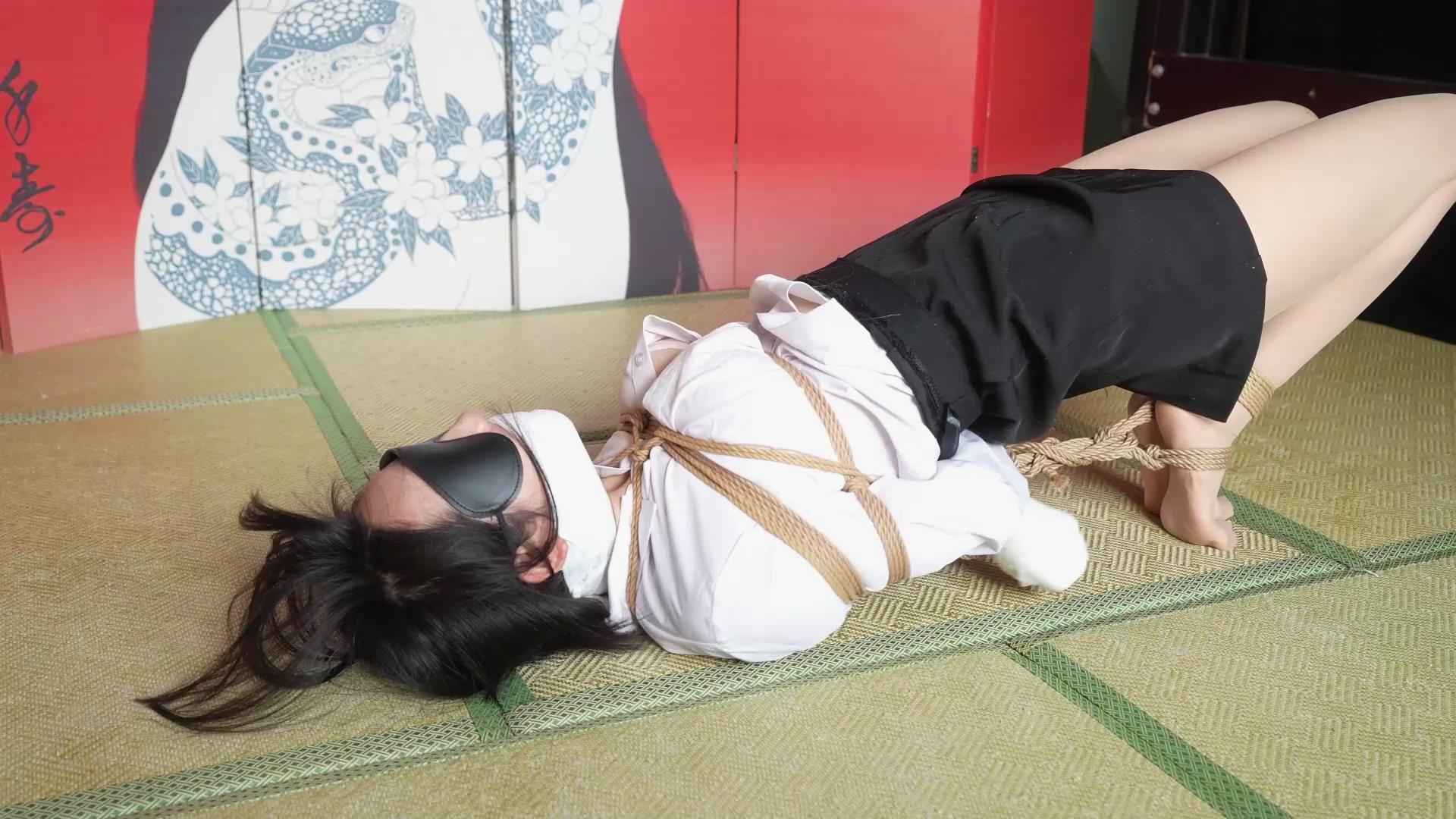 象人工作室 嗷嗷-公司小职员被捆绑玩弄！[00_23_08][20260410-092106].jpg