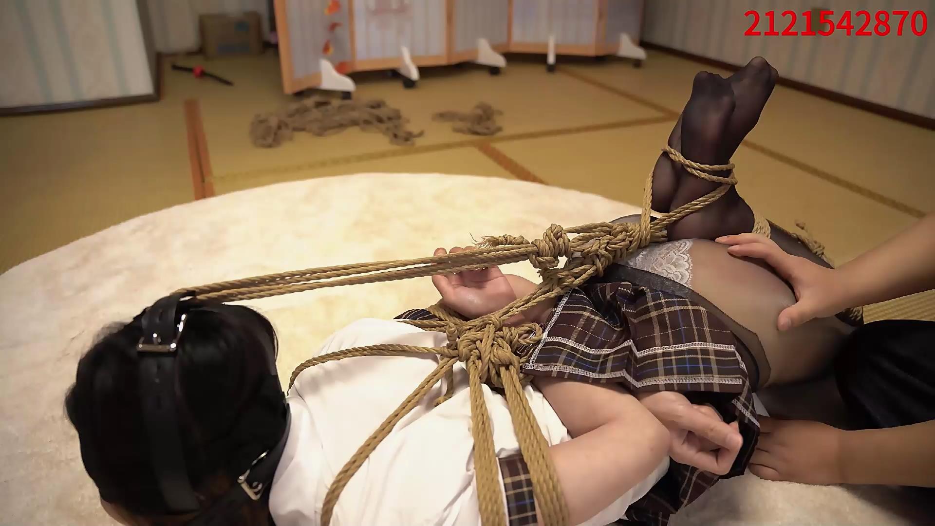 悦感日记 新模小呆鱼多种紧缚姿势调教马具[00_19_26][20260410-092701].jpg