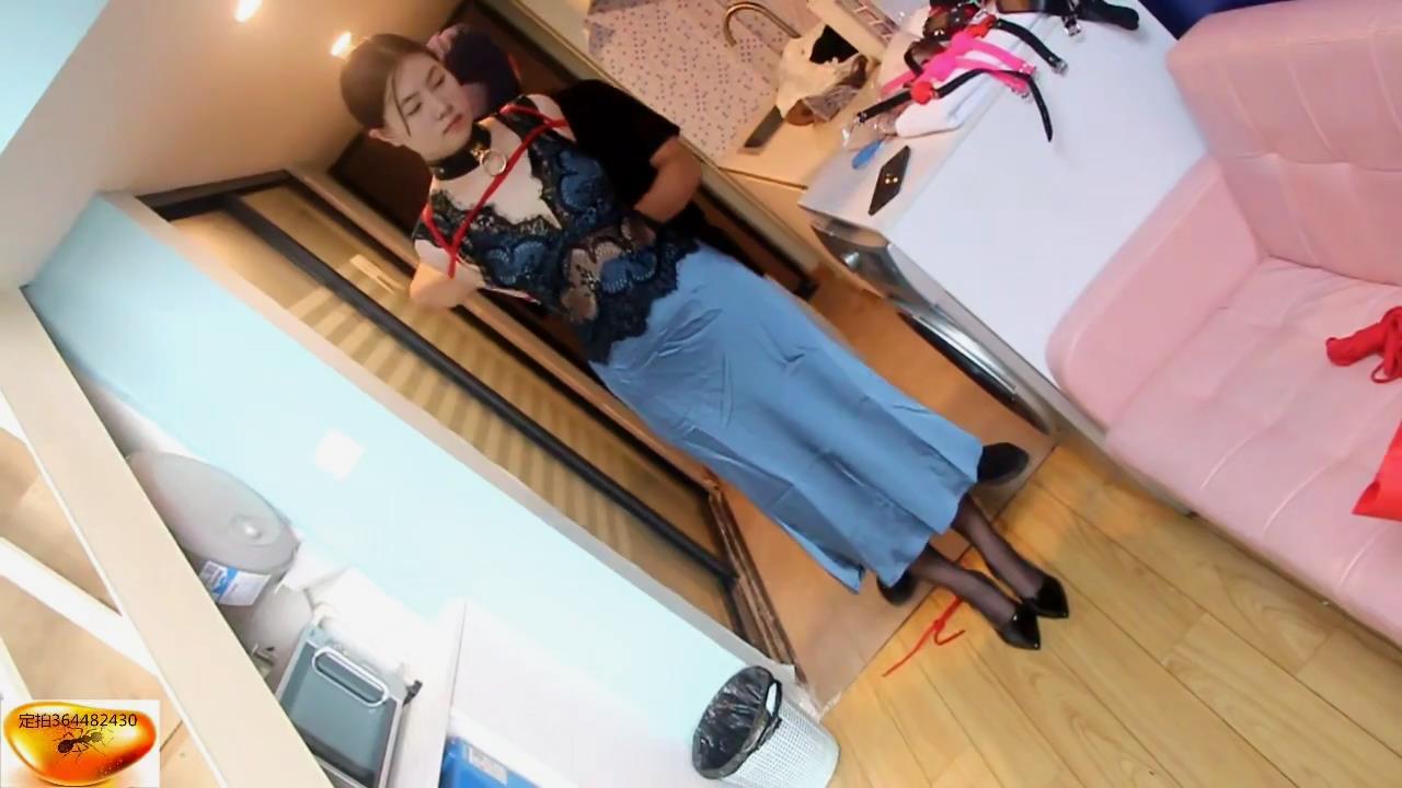 绳舞飞扬 菲儿紧缚口罚大全 菲儿惊艳视频[00_08_50][20260413-095031].jpg