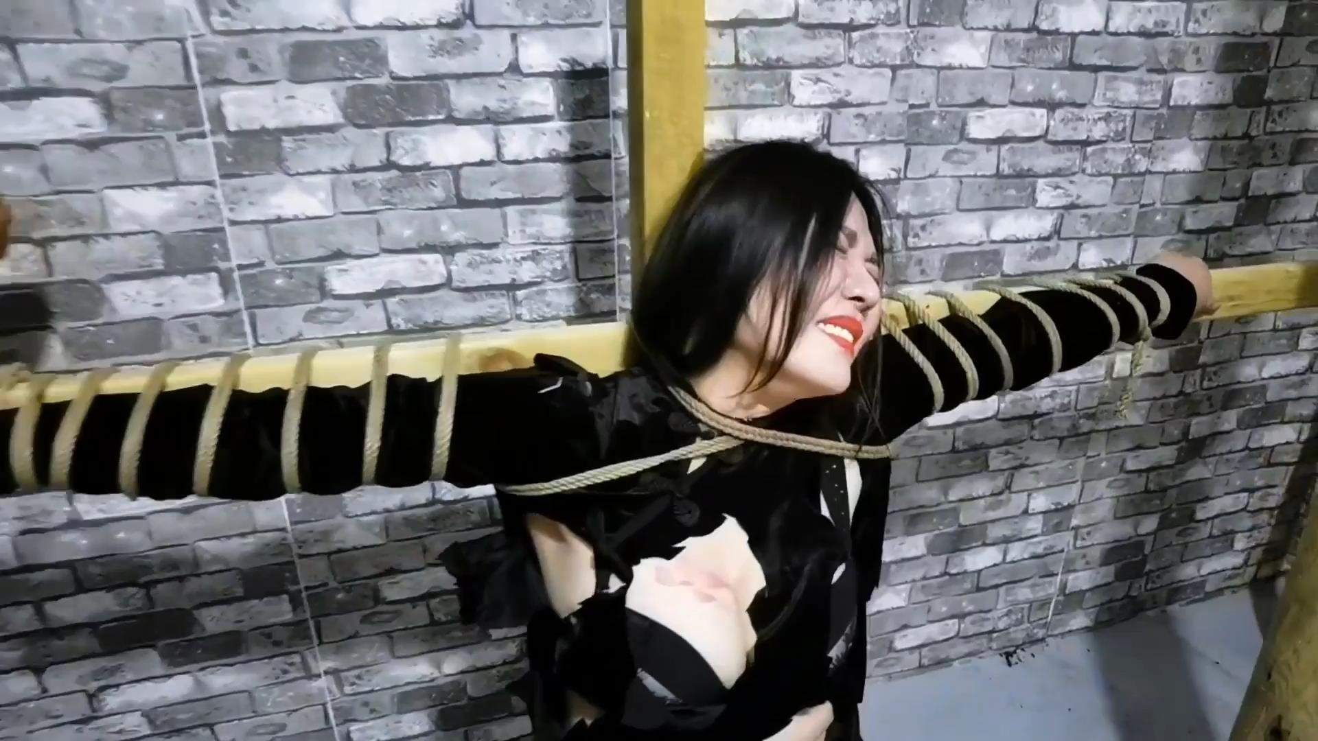 HD飞天-被逮捕的女交通员  李然、月仙[00_13_47][20260415-080644].jpg