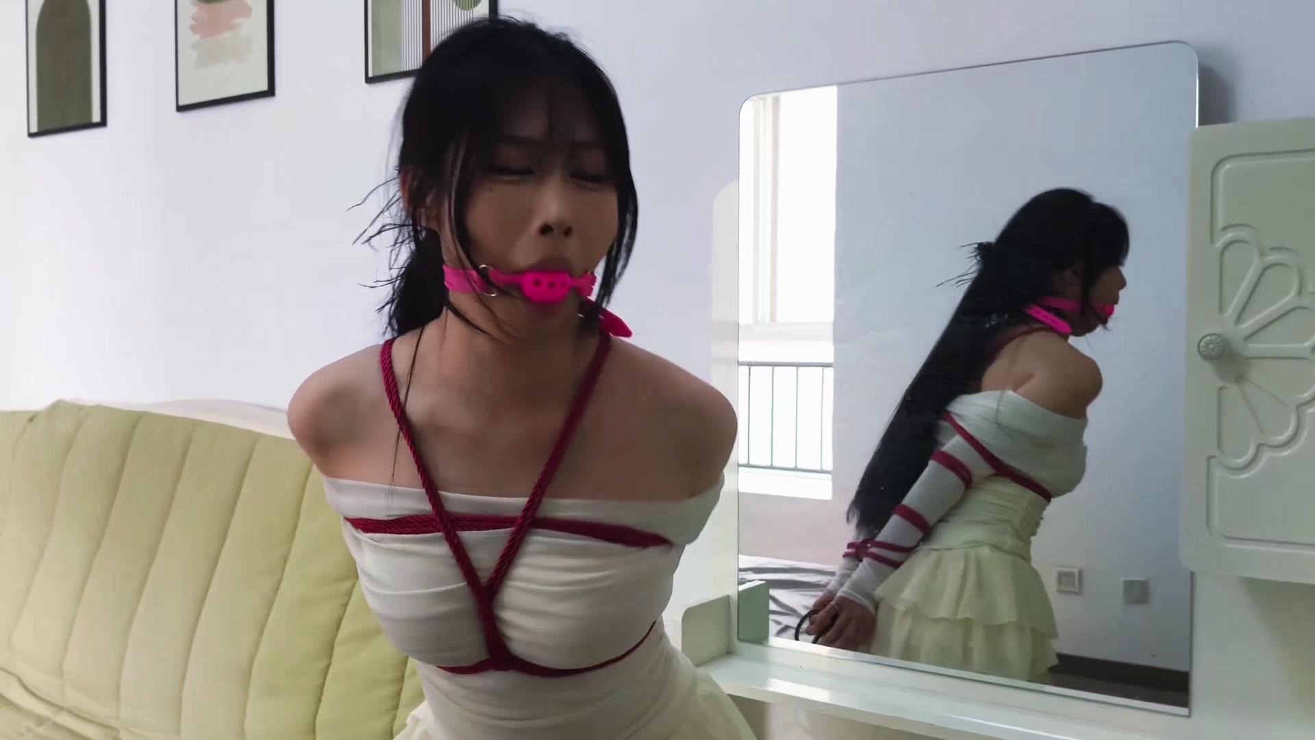 禾一原创-入室虐缚[00_22_24][20260417-111746].jpg