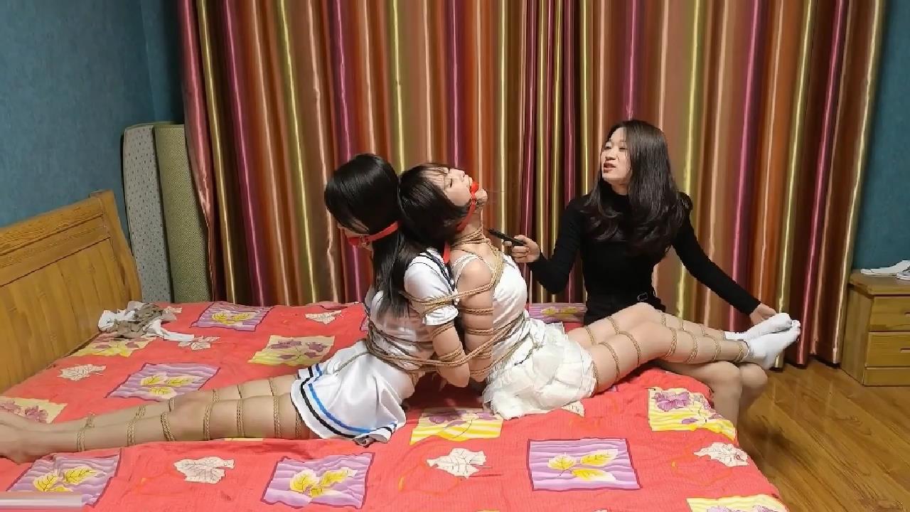 精致定制-特殊家教 上[00_18_26][20260420-131258].jpg