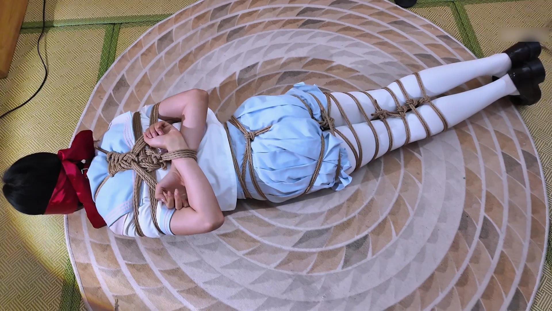 一绳所爱-体验过后 林悦来做绳模了[00_12_13][20260420-131952].jpg