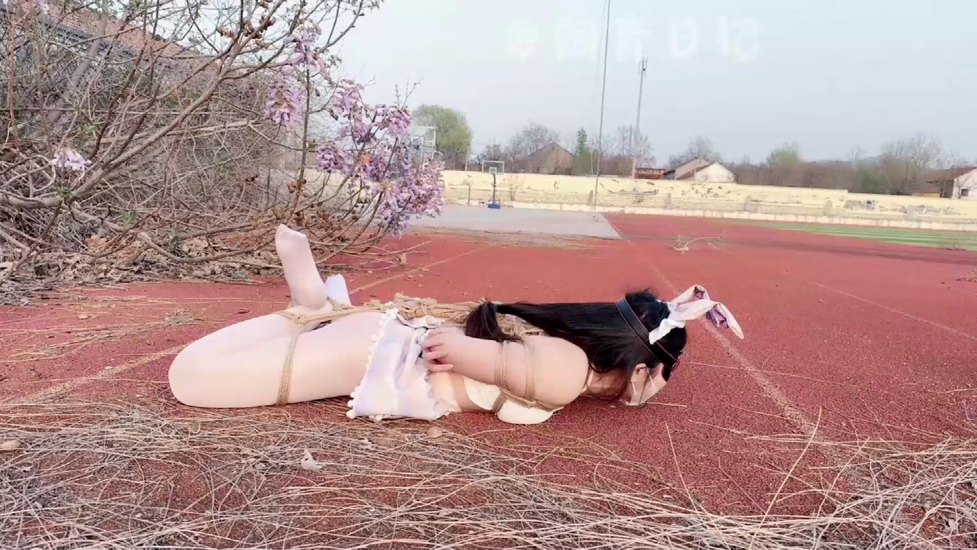 饲育日记 小狗の 学校操场，啵啵贝驷马紧[00_35_57][20260422-115344].jpg