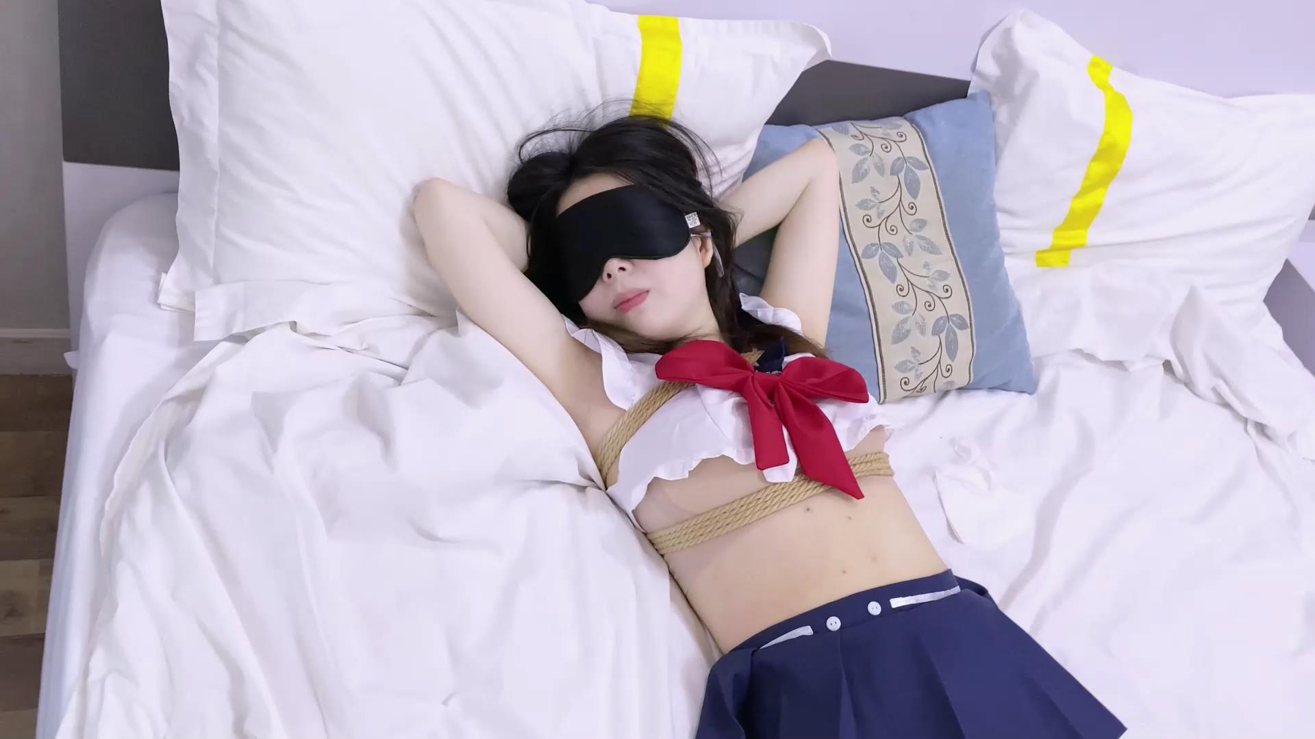 嗷大喵 TK篇 水手服JK 被脑后反绑 [00_29_34][20260425-100436].jpg