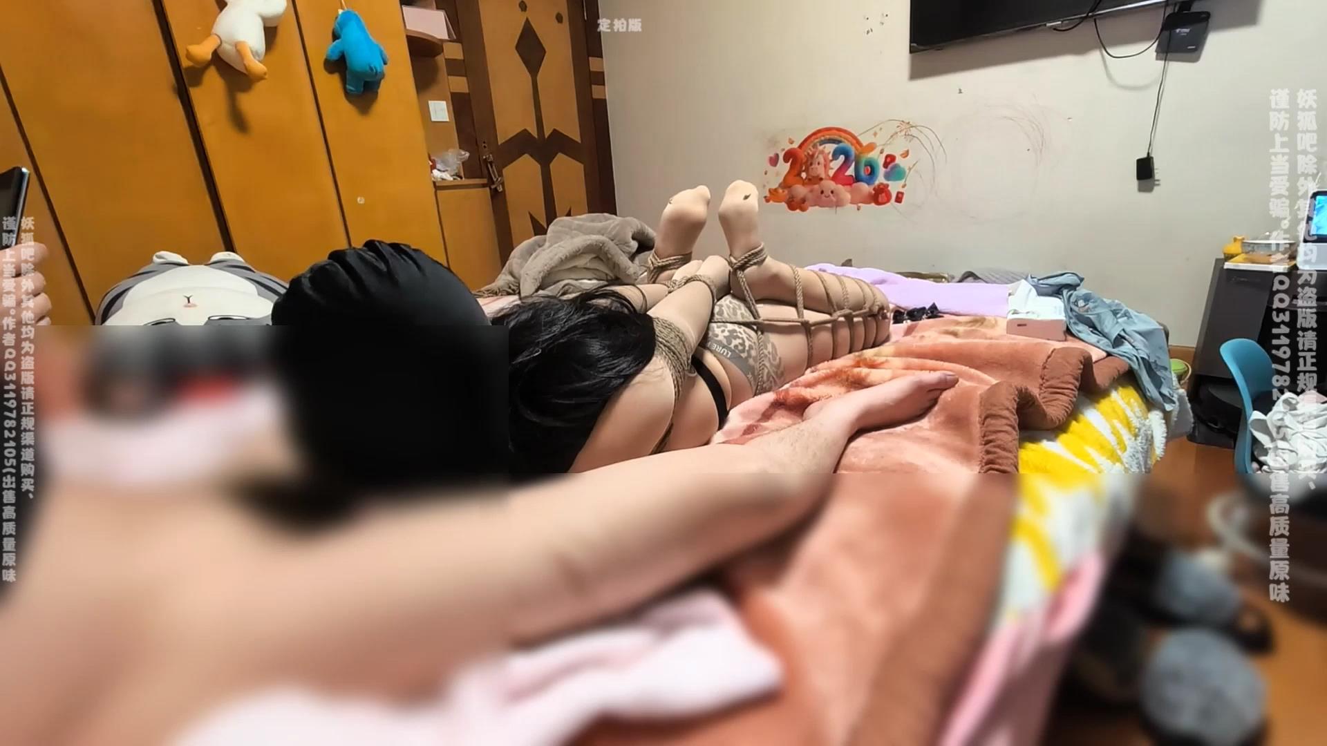 我的媳妇 多层短丝包手分腿驷马、近20分[00_19_56][20260502-105440].jpg
