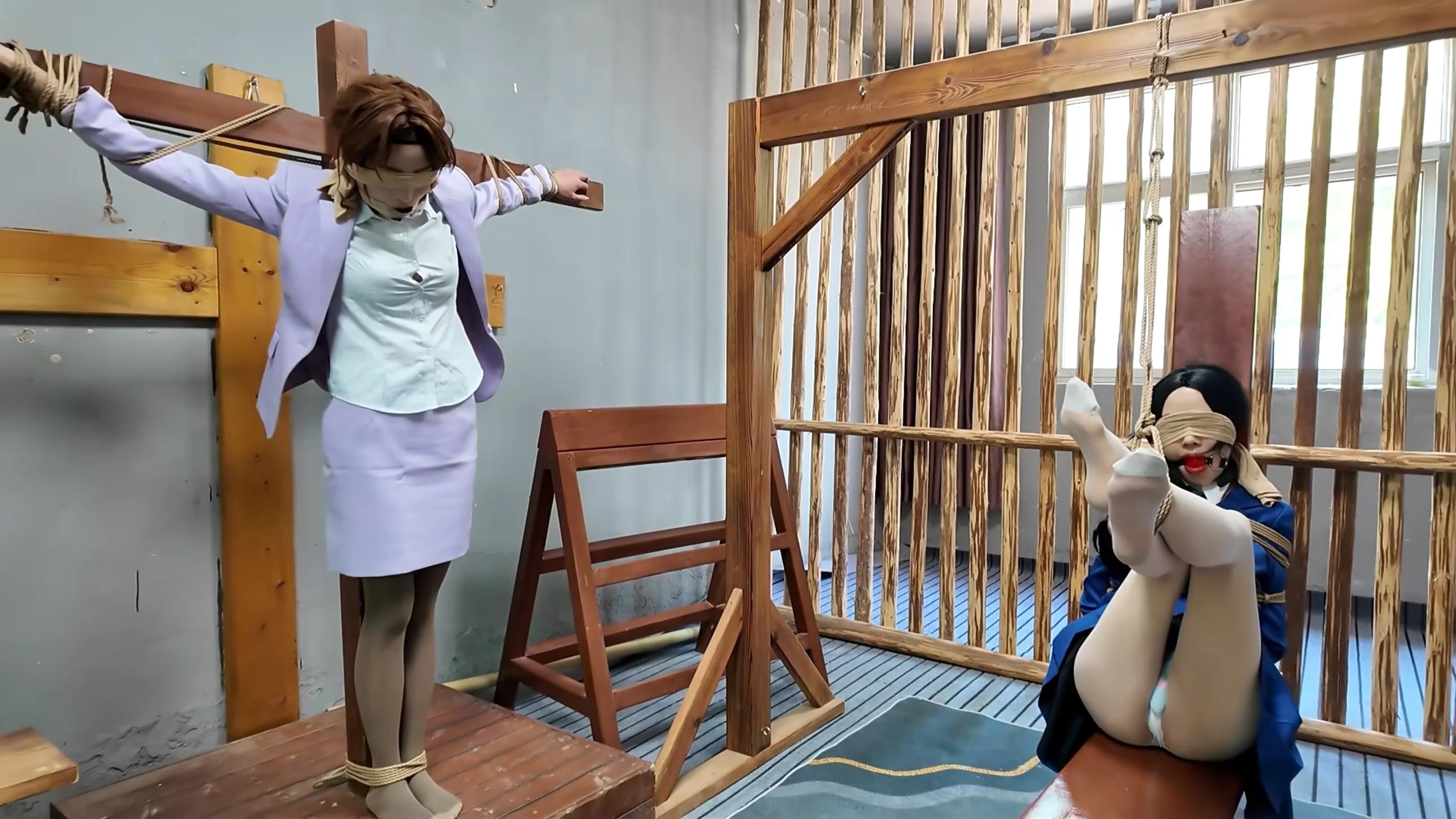 李大侠原创-妃英理毛利兰母女遇袭之屈辱[00_05_12][20260508-192604].jpg