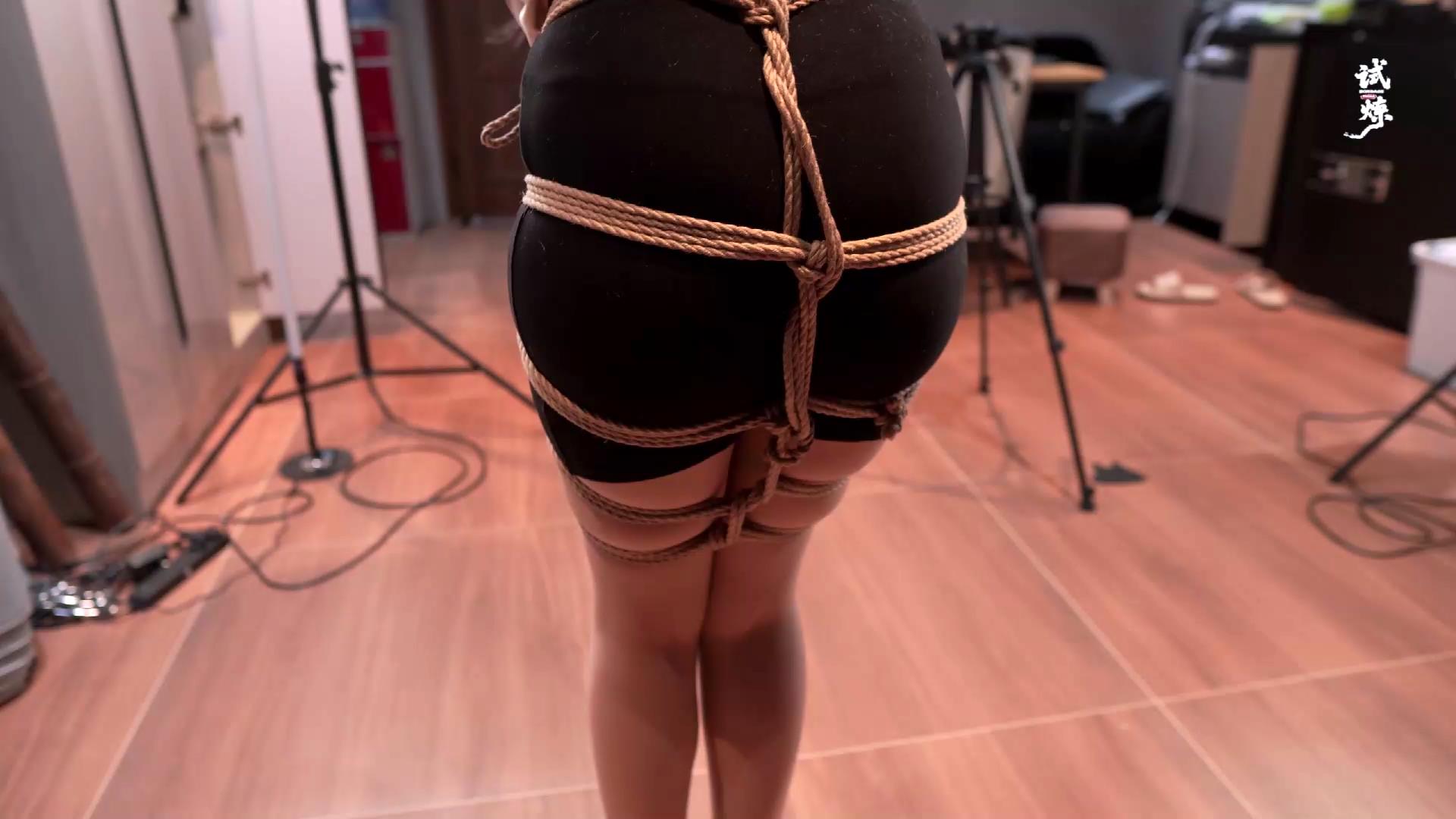 试炼 新模温婉OL肉丝套装口枷SP深度拷[00_20_23][20260510-103941].jpg