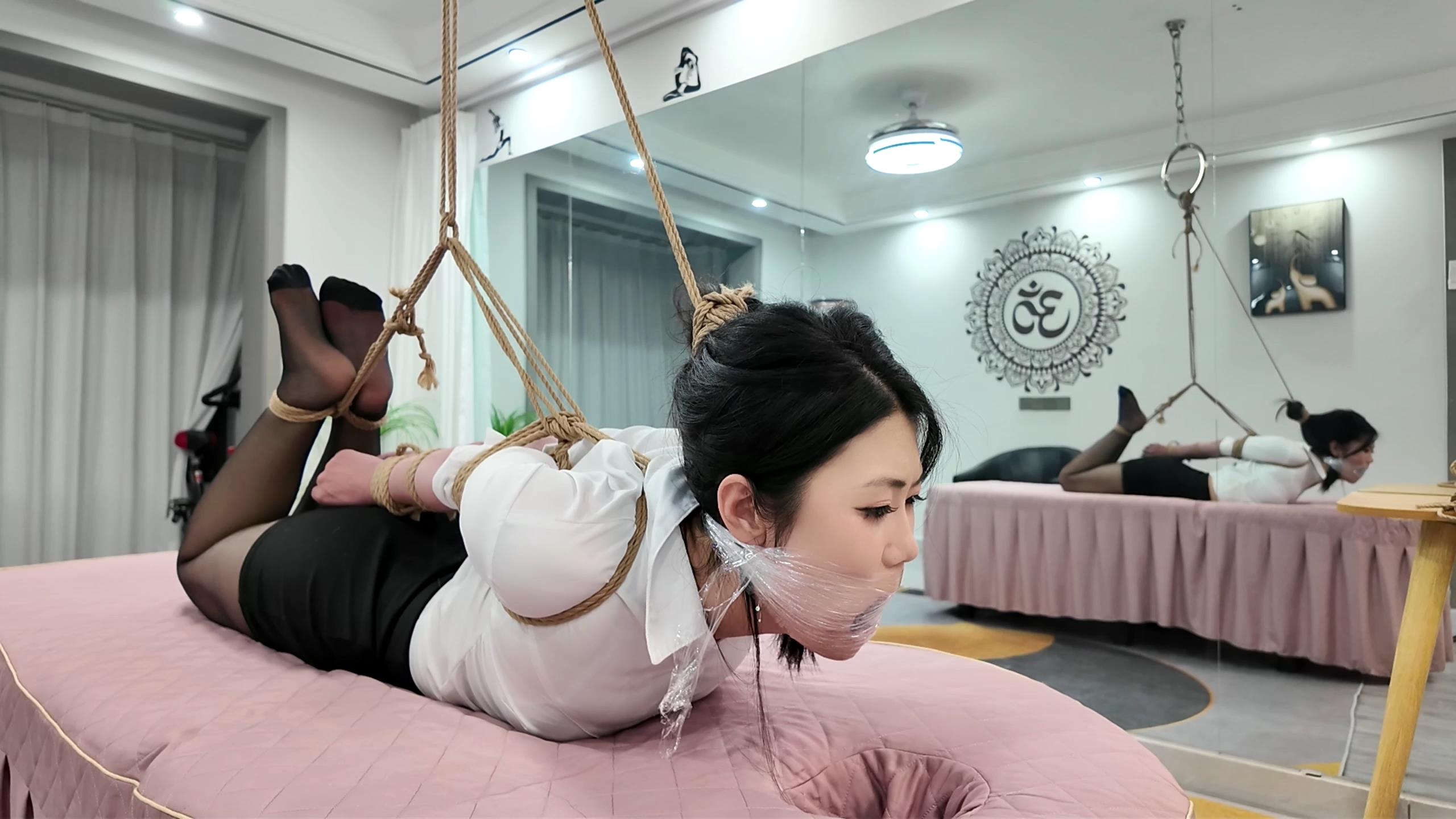 李大侠 小蓝直臂驷马堵嘴[00_14_41][20260511-104050].jpg
