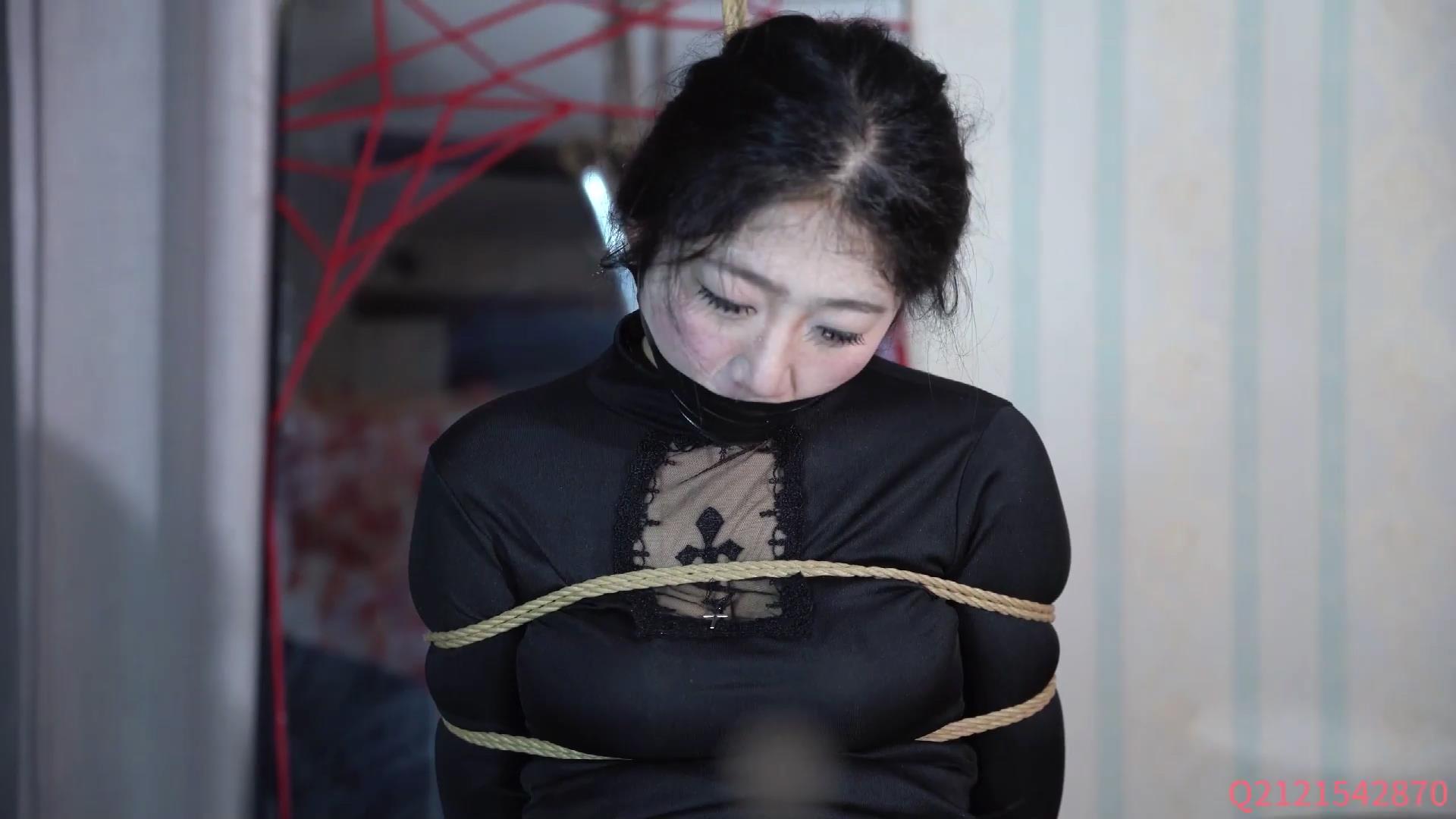 悦感日记 白虎黑丝小美各种超粘胶带窒xi[00_14_12][20260511-104157].jpg
