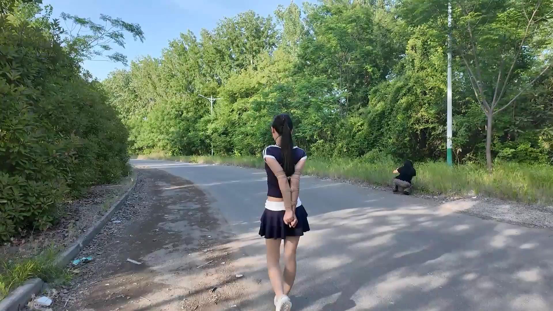 李大侠原创-运动小美女杨若琳户外[00_04_27][20260513-090631].jpg