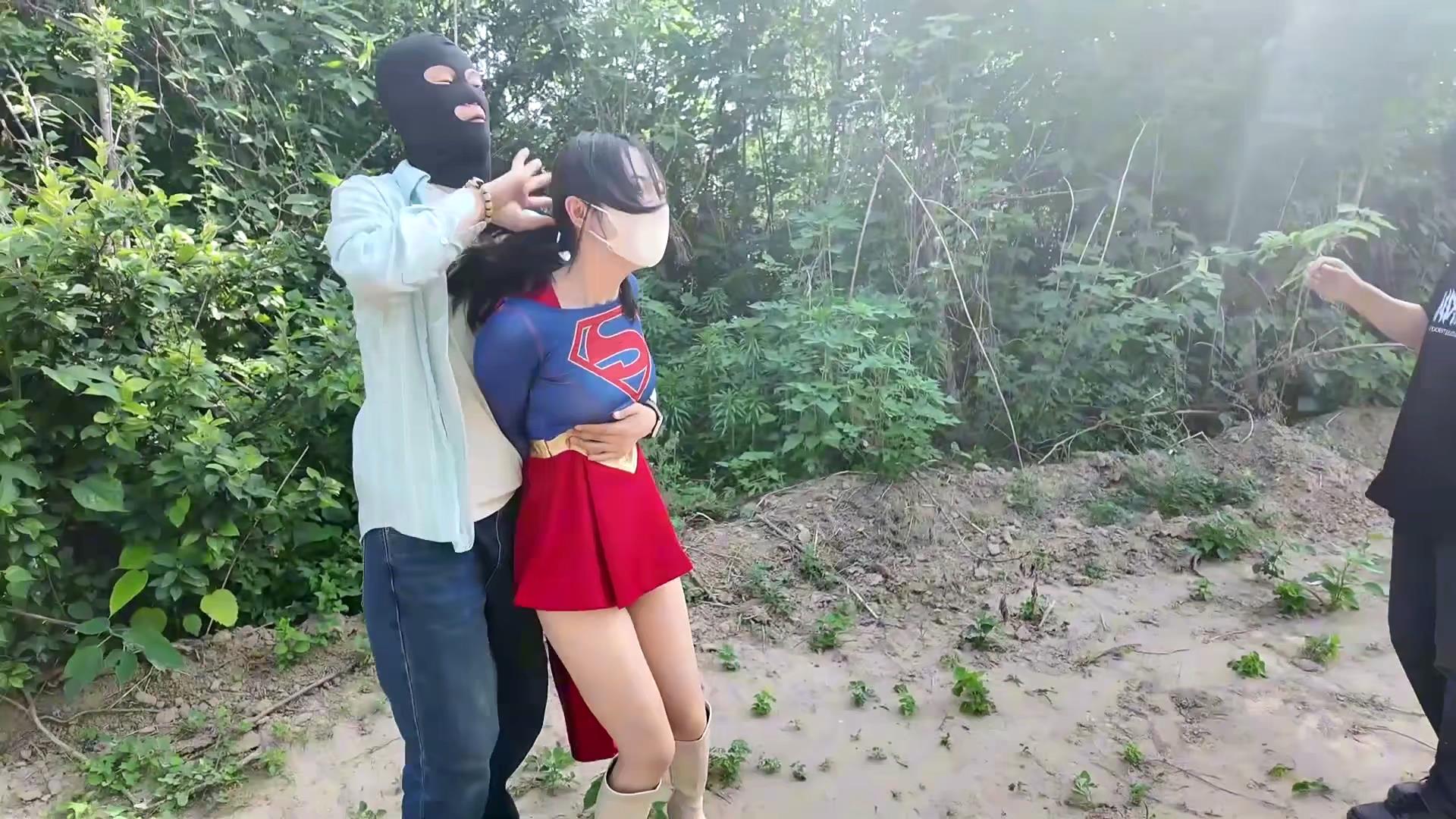 一绳所爱-女超人受难  嗷嗷主演[00_00_20][20260513-091630].jpg