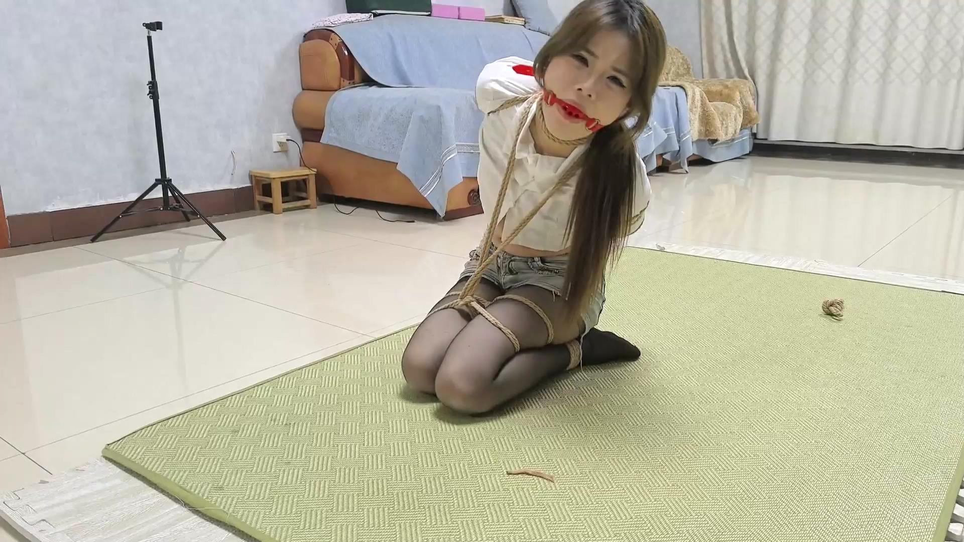 一绳所爱 捆绑教学 足尖点地[00_14_26][20260515-113512].jpg