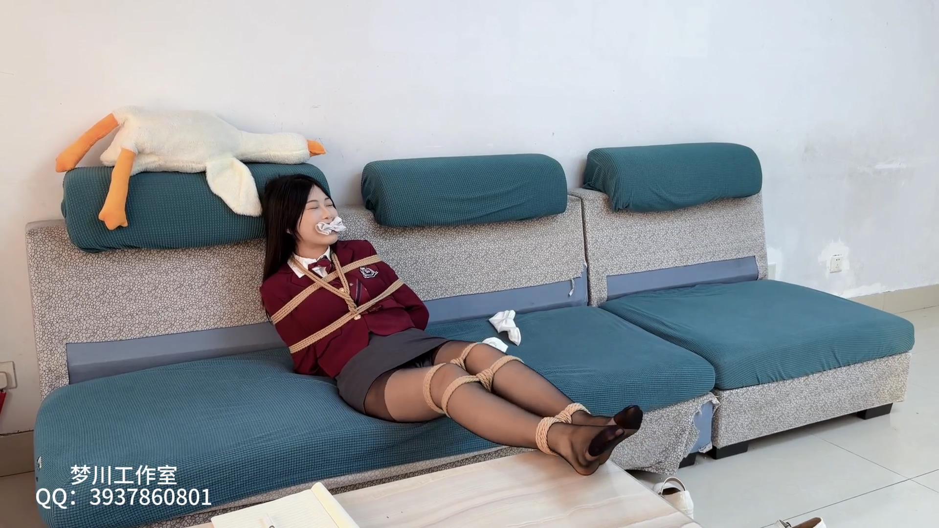 梦川 师生游戏 灵儿 这楚楚可怜的小表情[00_12_08][20260518-112743].jpg