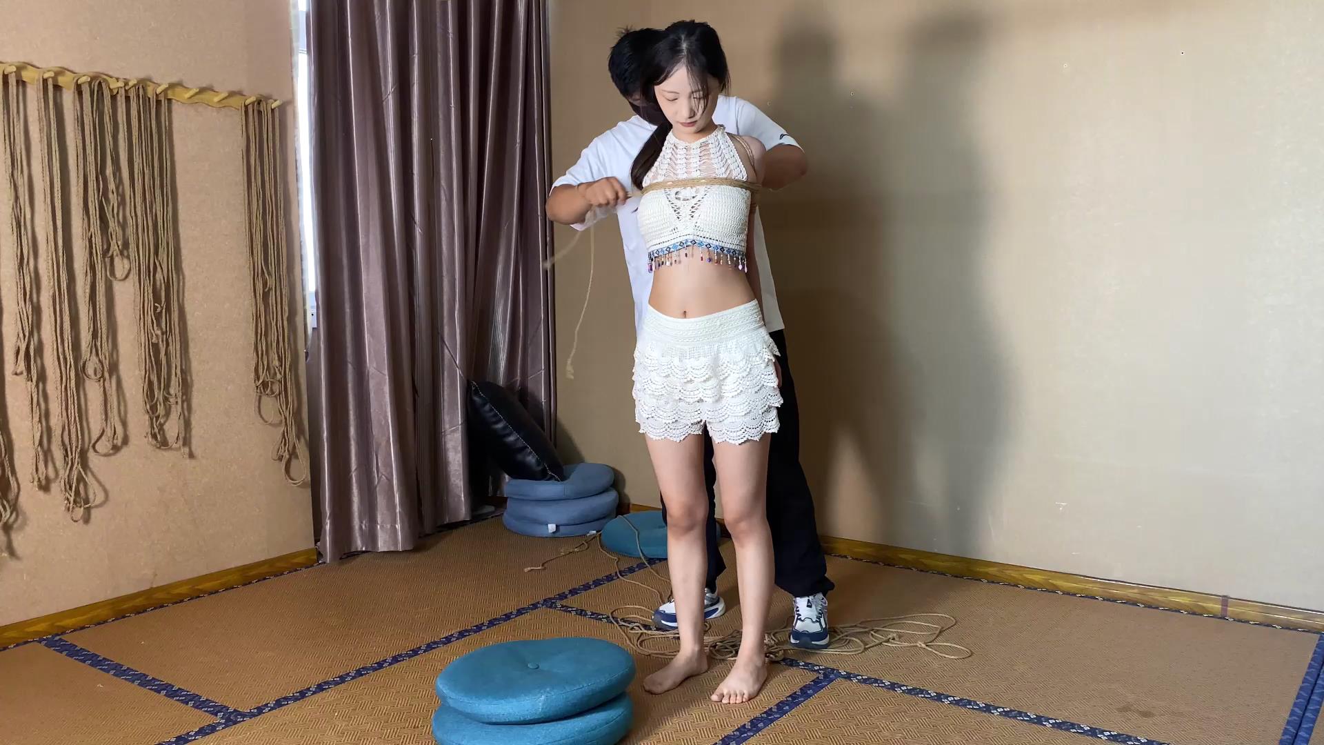 山鬼 动动欧式紧缚口水收集[00_03_40][20260610-110841].jpg