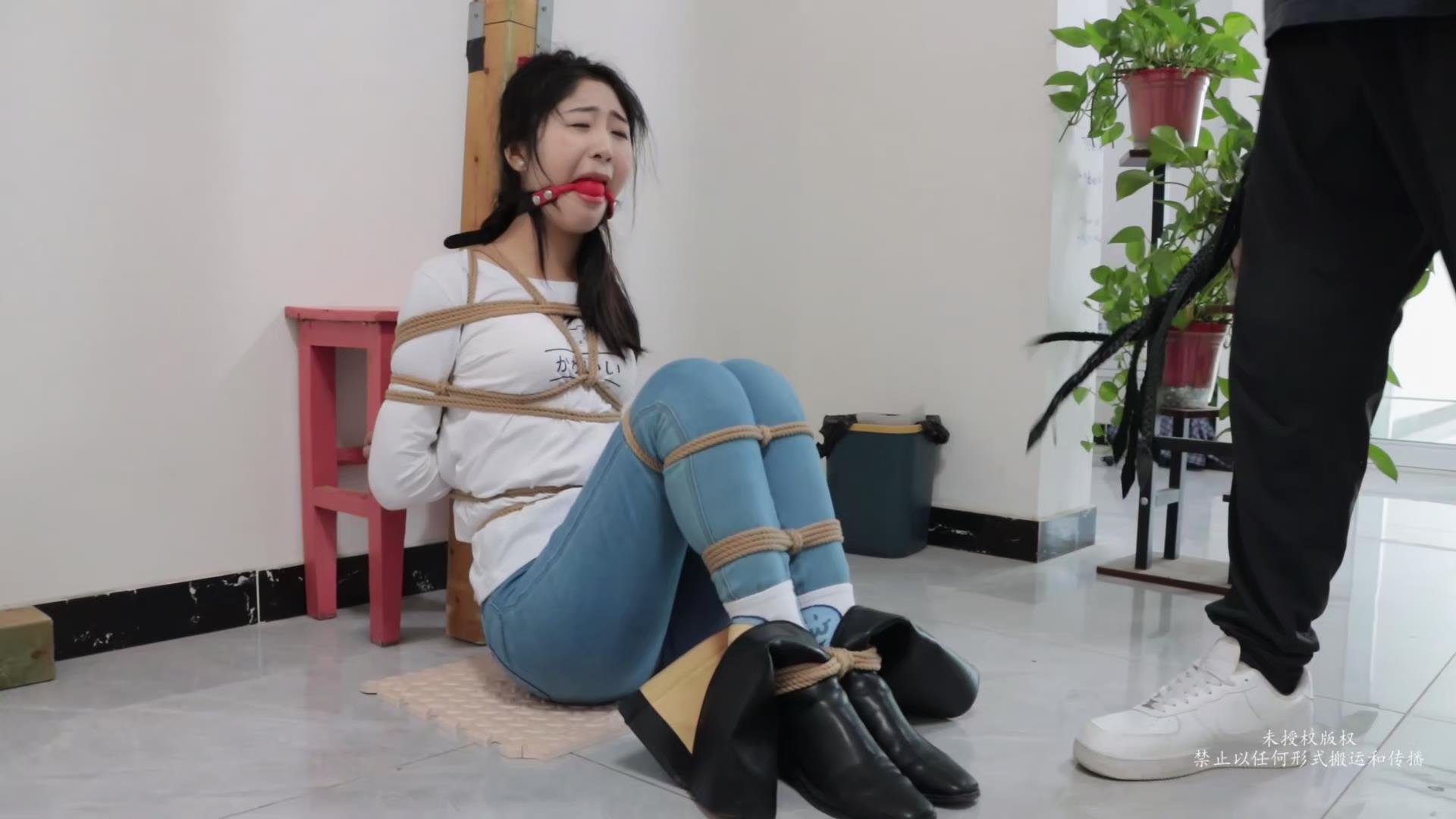 得意客定制-小姐姐家中劫[00_31_43][20260616-120248].jpg