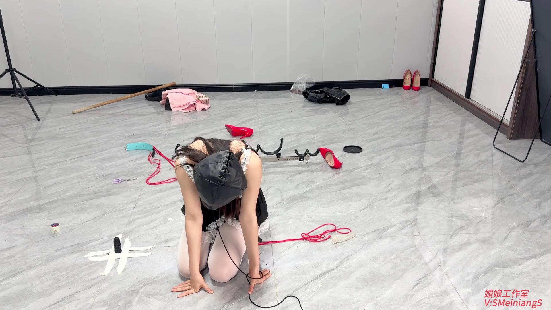 媚娘工作室 惩罚不听话的私奴[00_36_13][20260620-114951].jpg