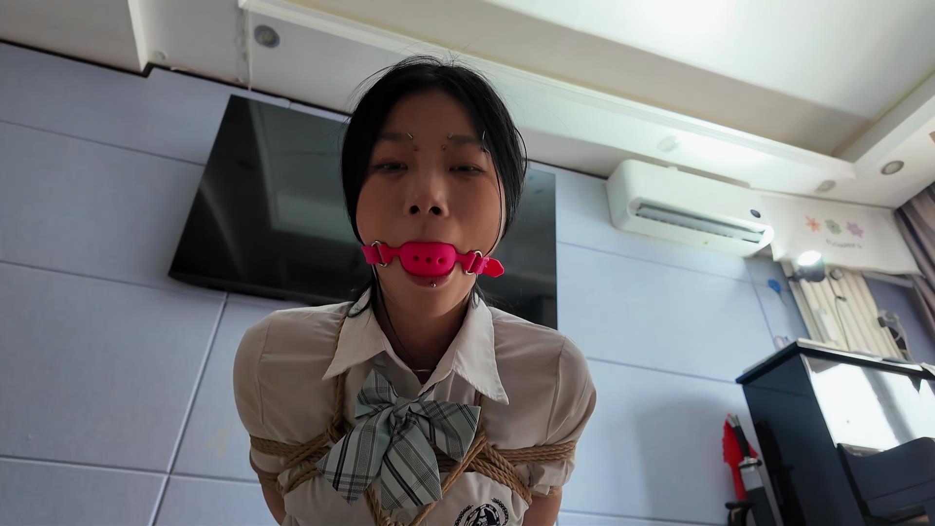 一绳所爱-日式海老缚和超紧驷马放置  白[00_10_04][20260622-123226].jpg