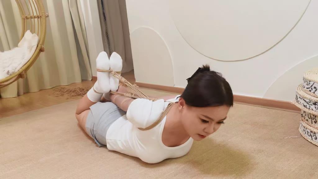 奥特曼也很酷-超温柔的小恩[00_09_11][20260628-111217].jpg