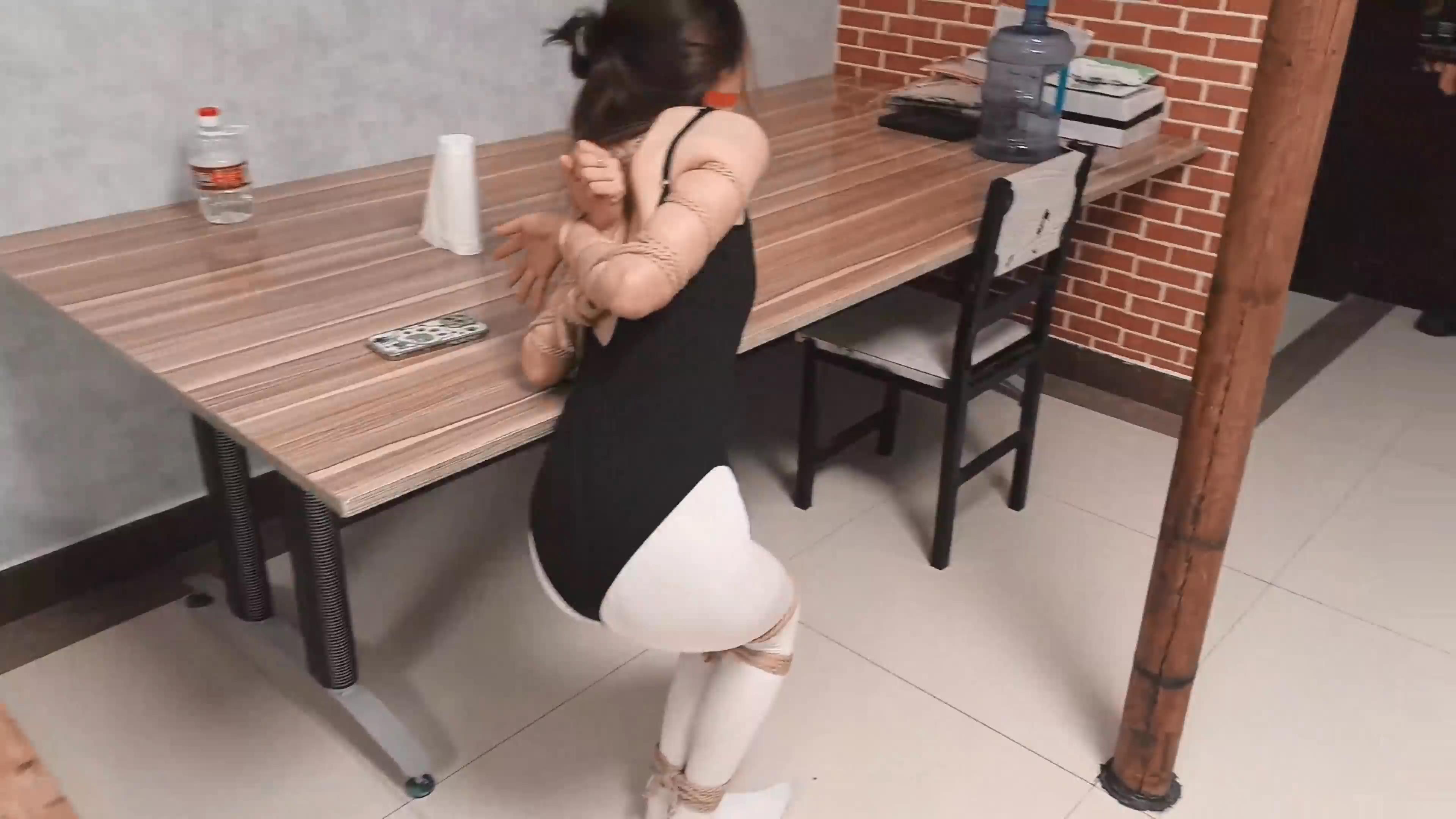 精致定制-舞蹈女孩劫难 茹茹[00_15_38][20260630-112657].jpg