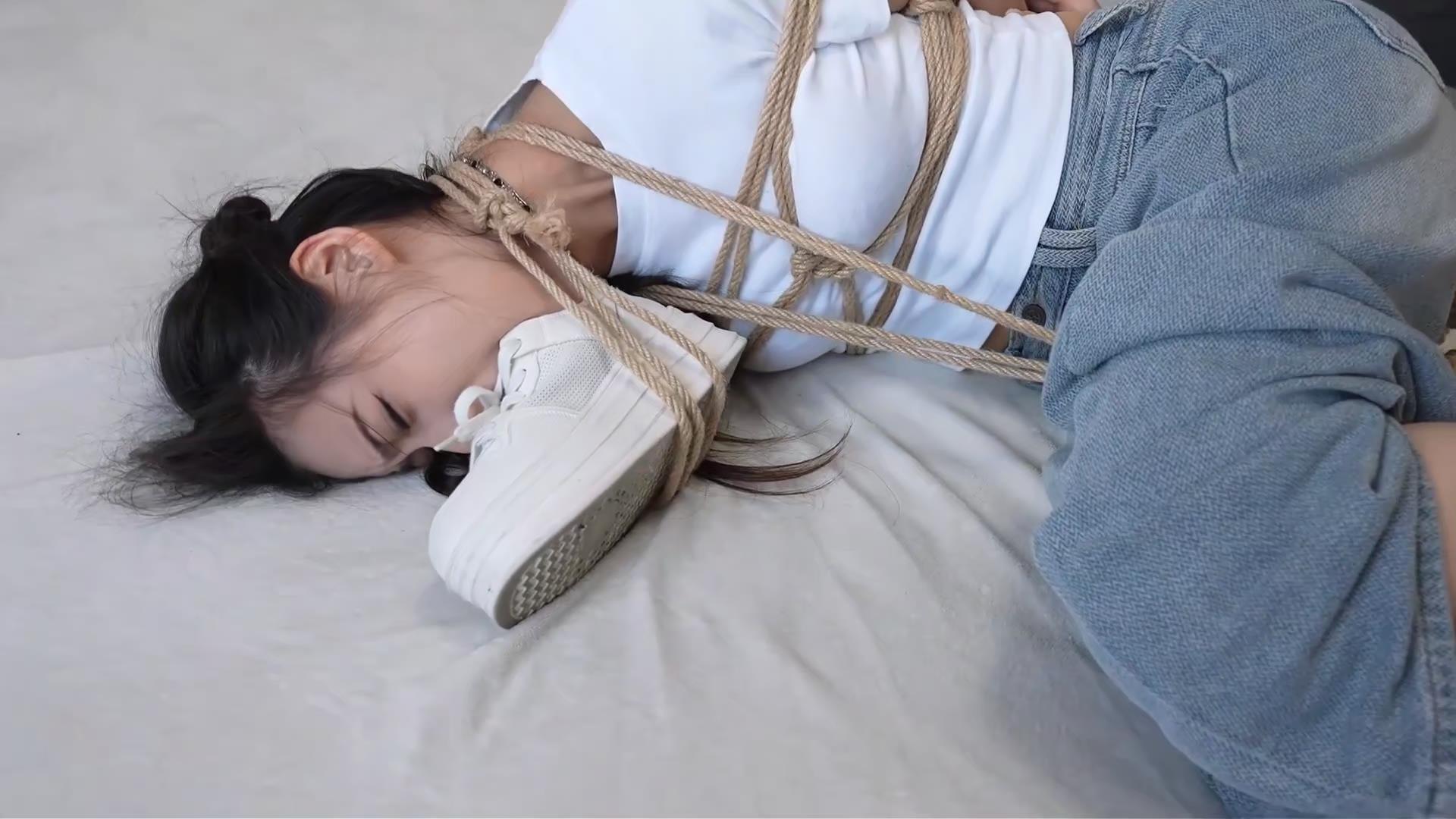 比尔工作室-惩戒教育El老师[00_35_10][20260707-121638].jpg
