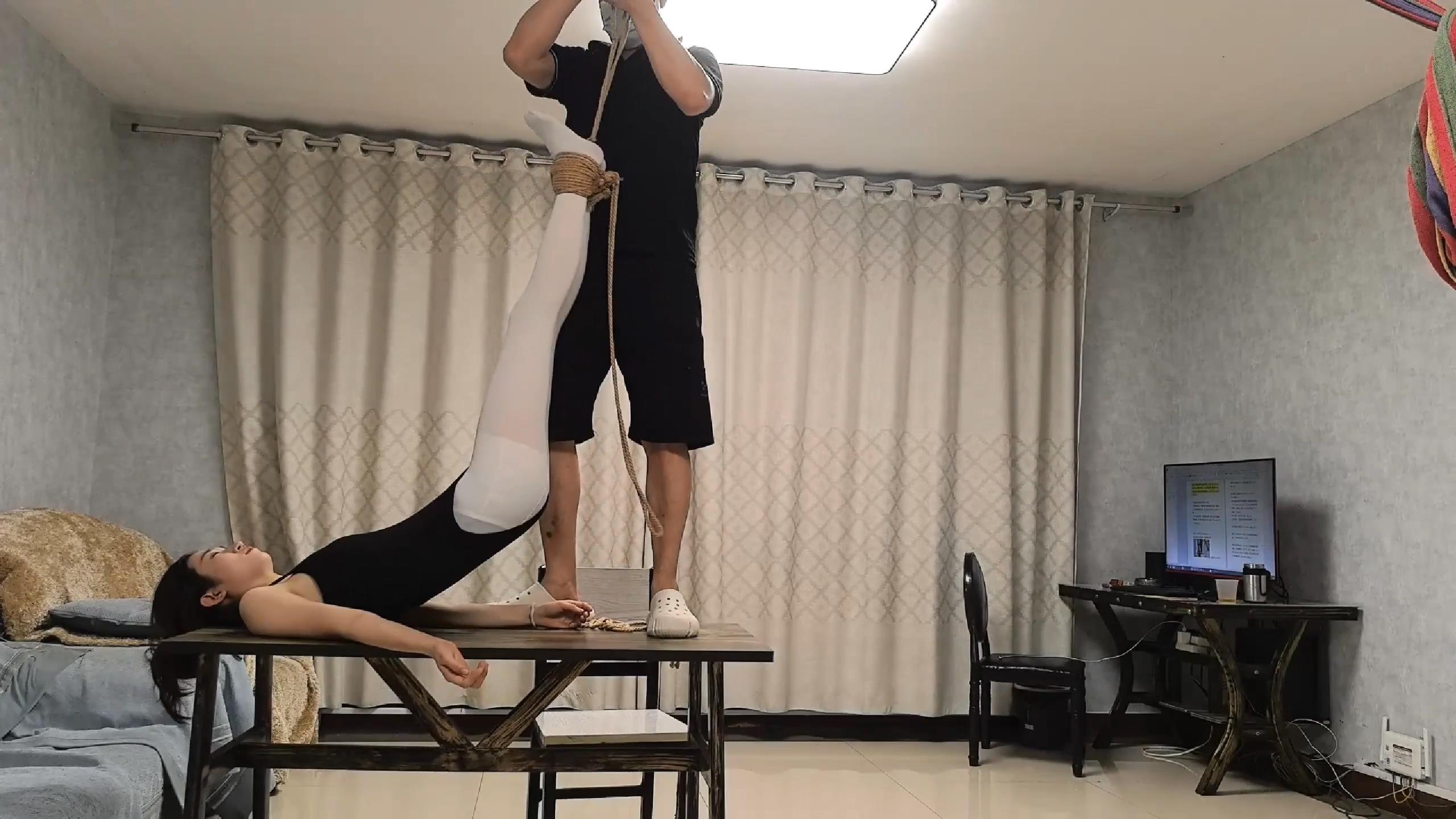 精致定制-舞蹈女孩的倒吊劫难 茹茹主演[00_01_25][20260719-232047].jpg