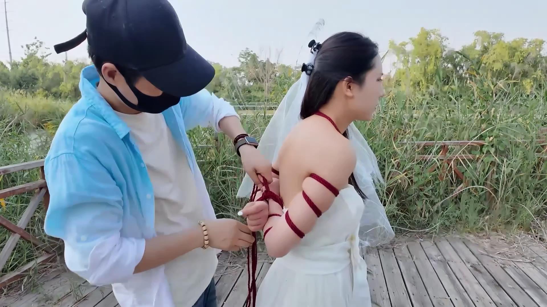 一绳所爱-杨若琳绳艺婚纱拍摄纪实2[00_01_19][20260803-123652].jpg
