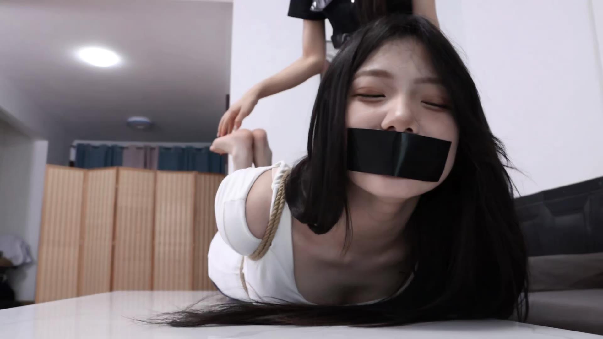 得意客定制-姐妹绑架案 中[00_21_37][20260804-131255].jpg