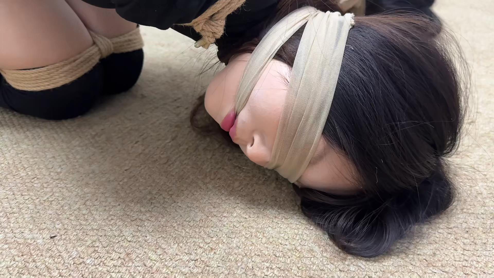 金宝定制-黑白双女[00_06_40][20260809-110737].jpg