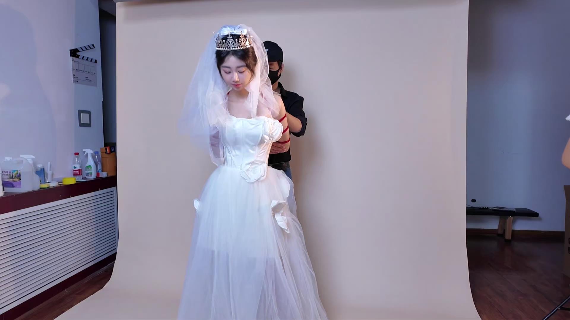 一绳所爱-绳艺婚纱主题片 嫁衣缚1  官[00_21_45][20260811-121052].jpg