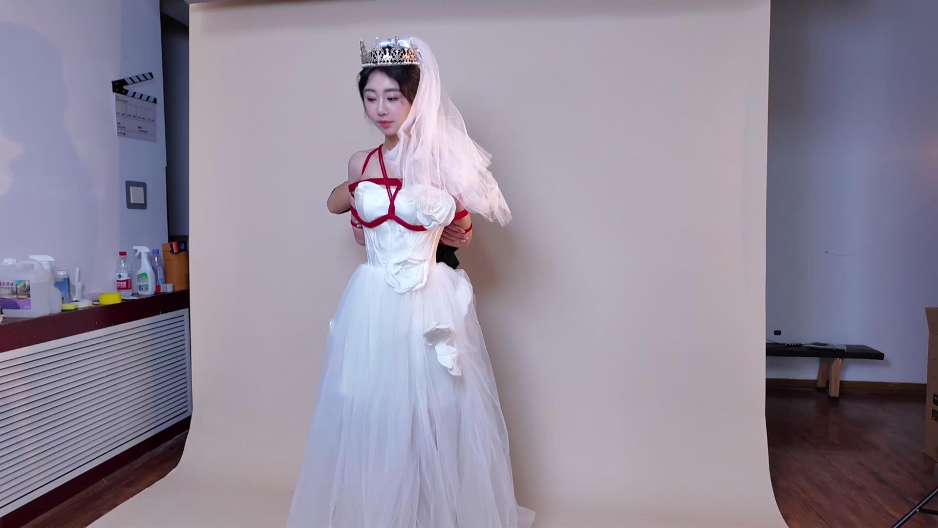 一绳所爱-绳艺婚纱主题片 嫁衣缚1  官[00_26_16][20260811-121054].jpg