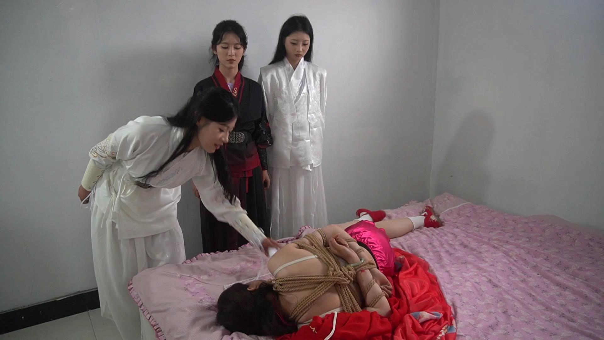 一绳有你-女神捕之白莲教 第二集[00_18_09][20260817-130032].jpg