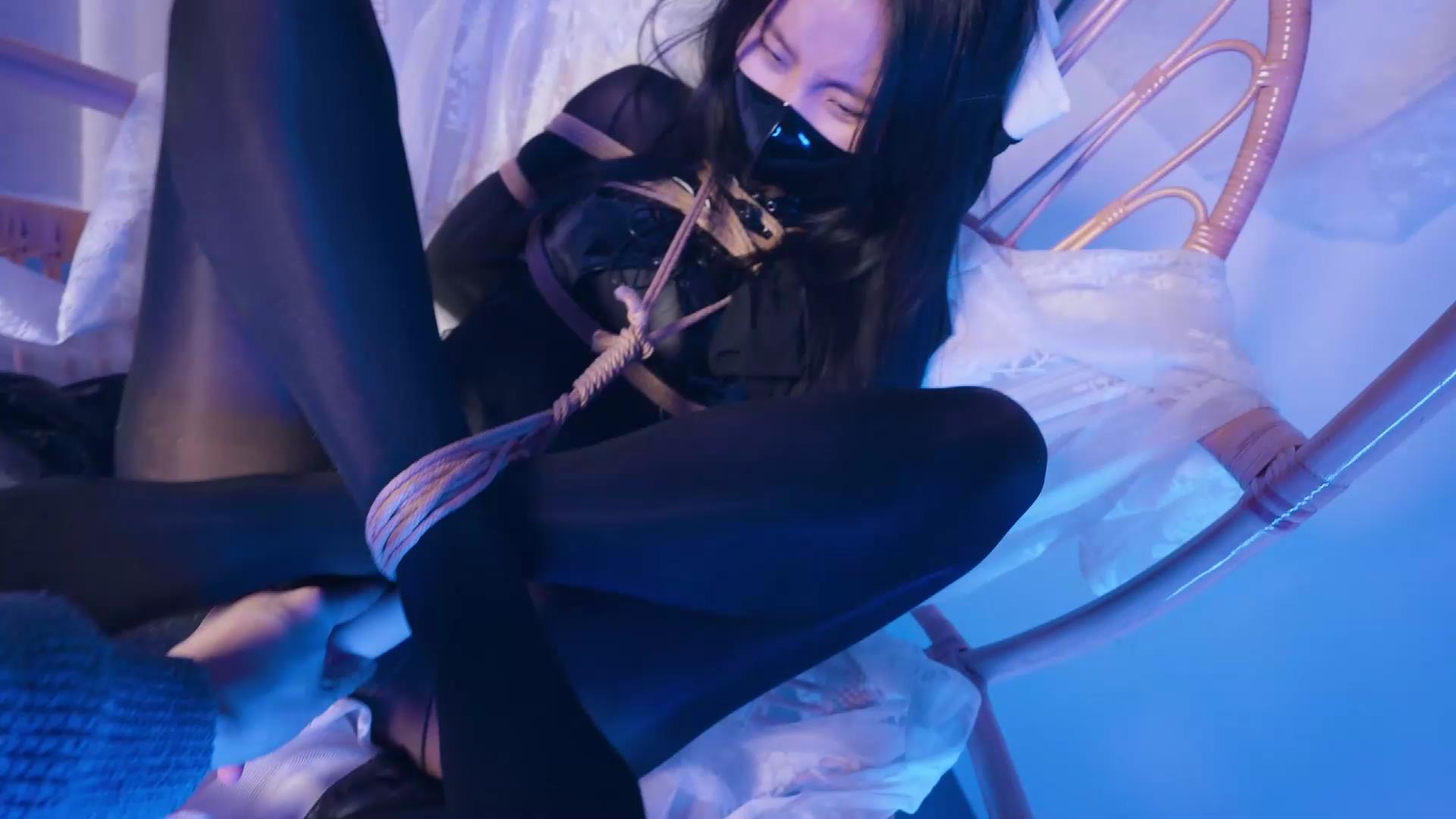 悠米吊篮海老，吊缚支架开腿[00_05_22][20260823-132644].jpg