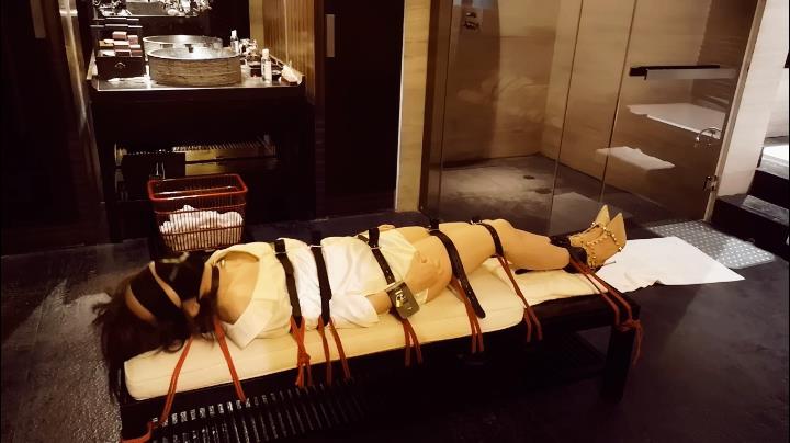 白城徽式大宅中的羞耻調教下[00_18_31][20260916-105717].jpg