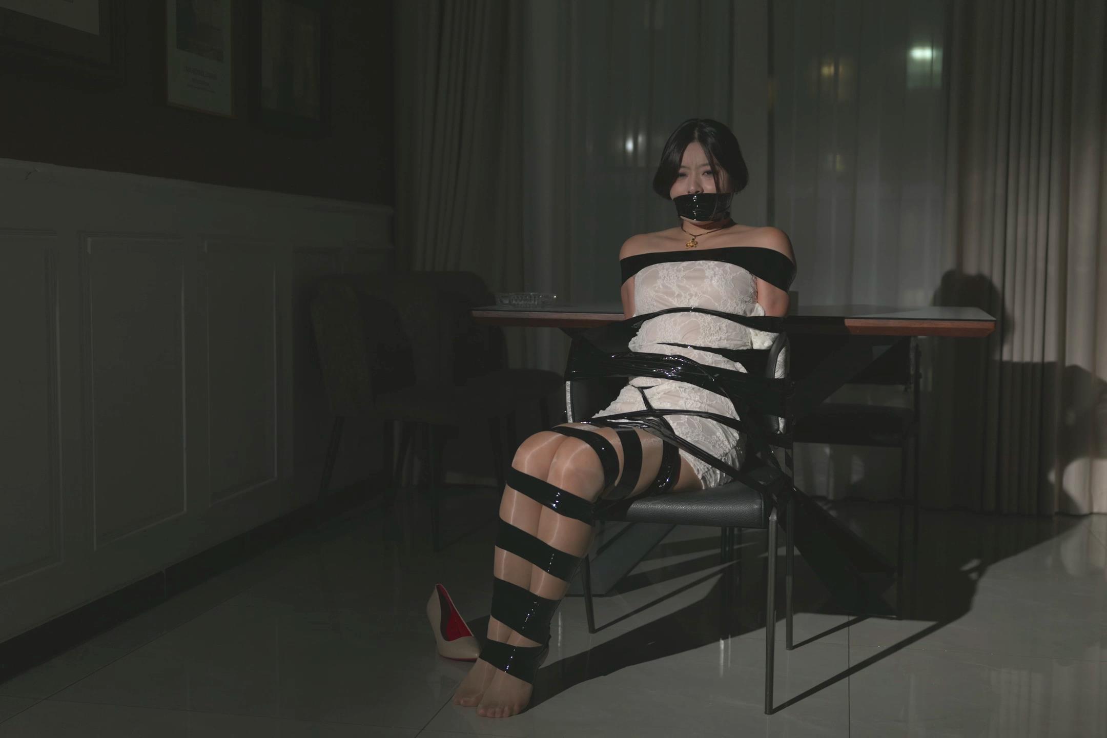 红鲤鱼-女职员的紧缚幻想时间[00_08_26][20261002-141747].jpg