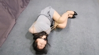 HD飞天-母女游戏+被缚挣扎 李然主演
